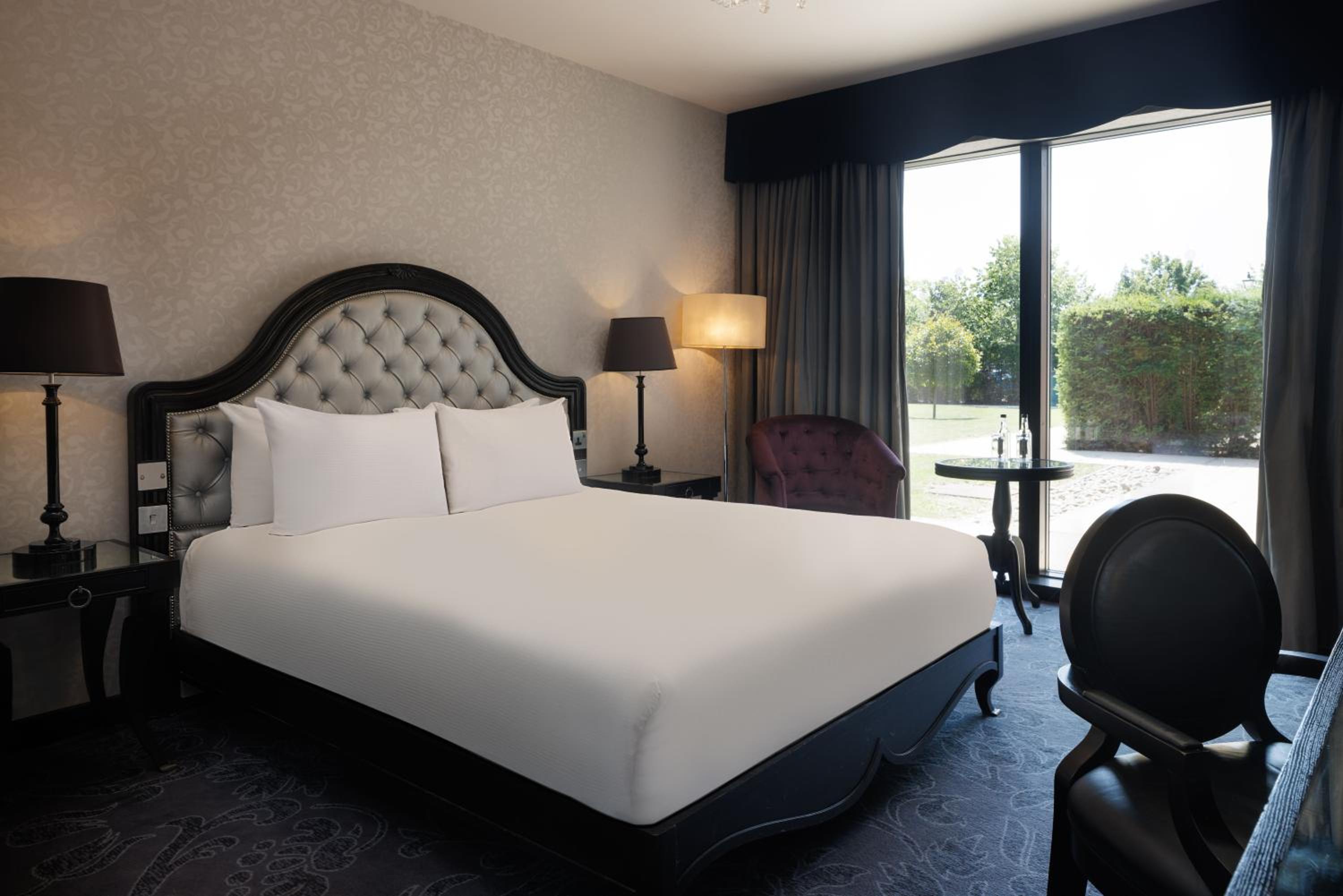 Guest Queen Room - Photo 8