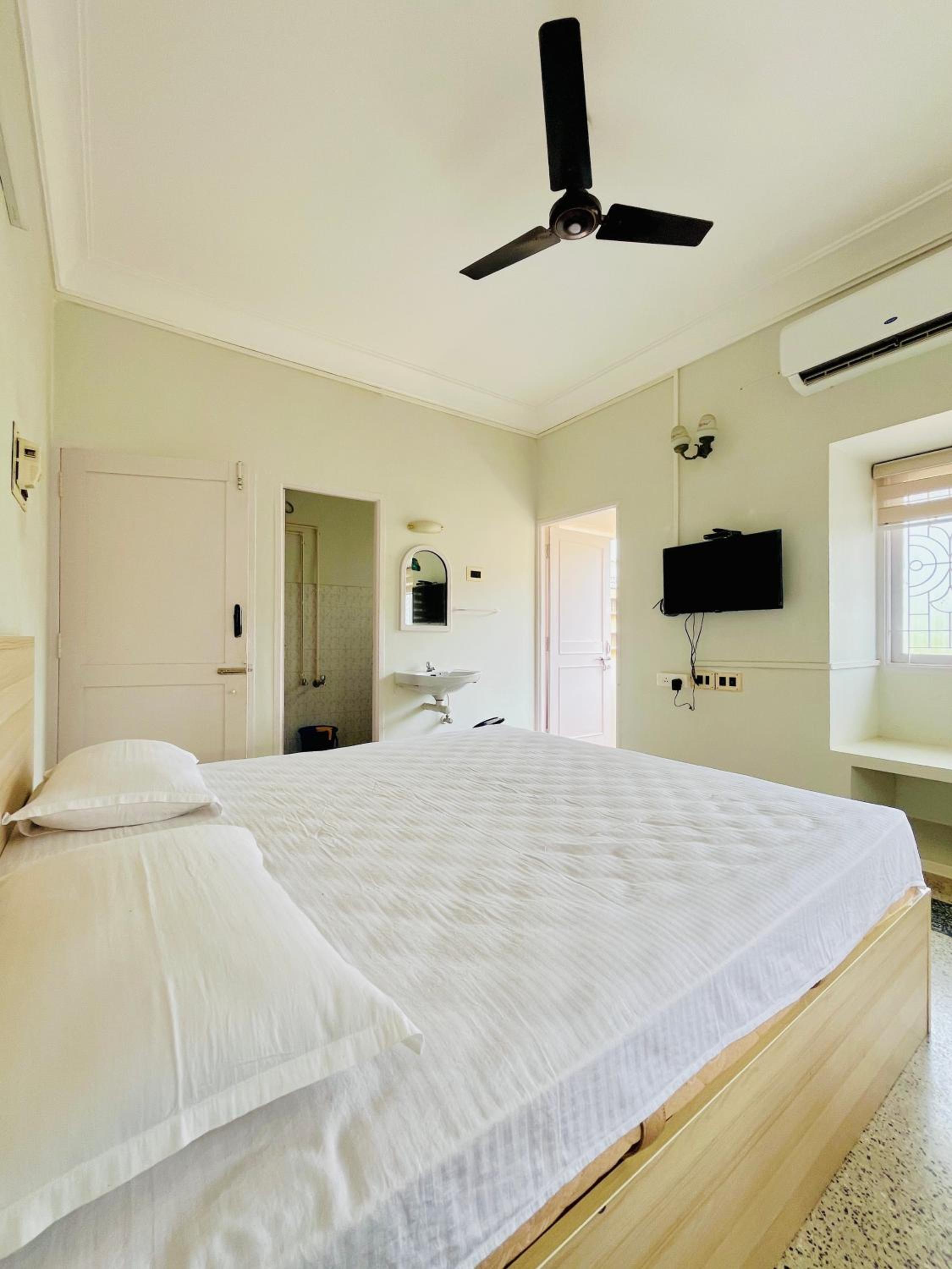 Suite With Balcony photo 3