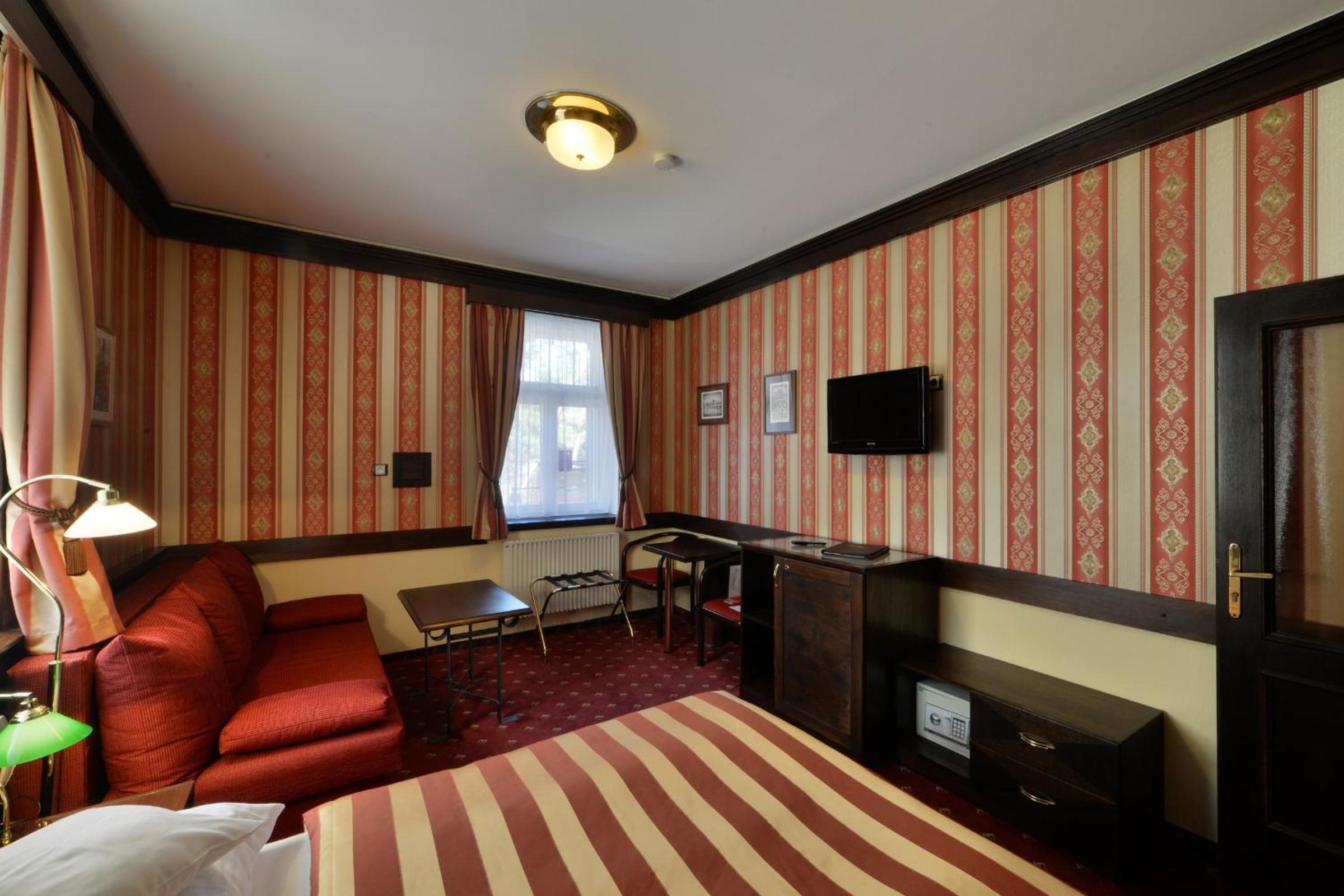Junior Suite