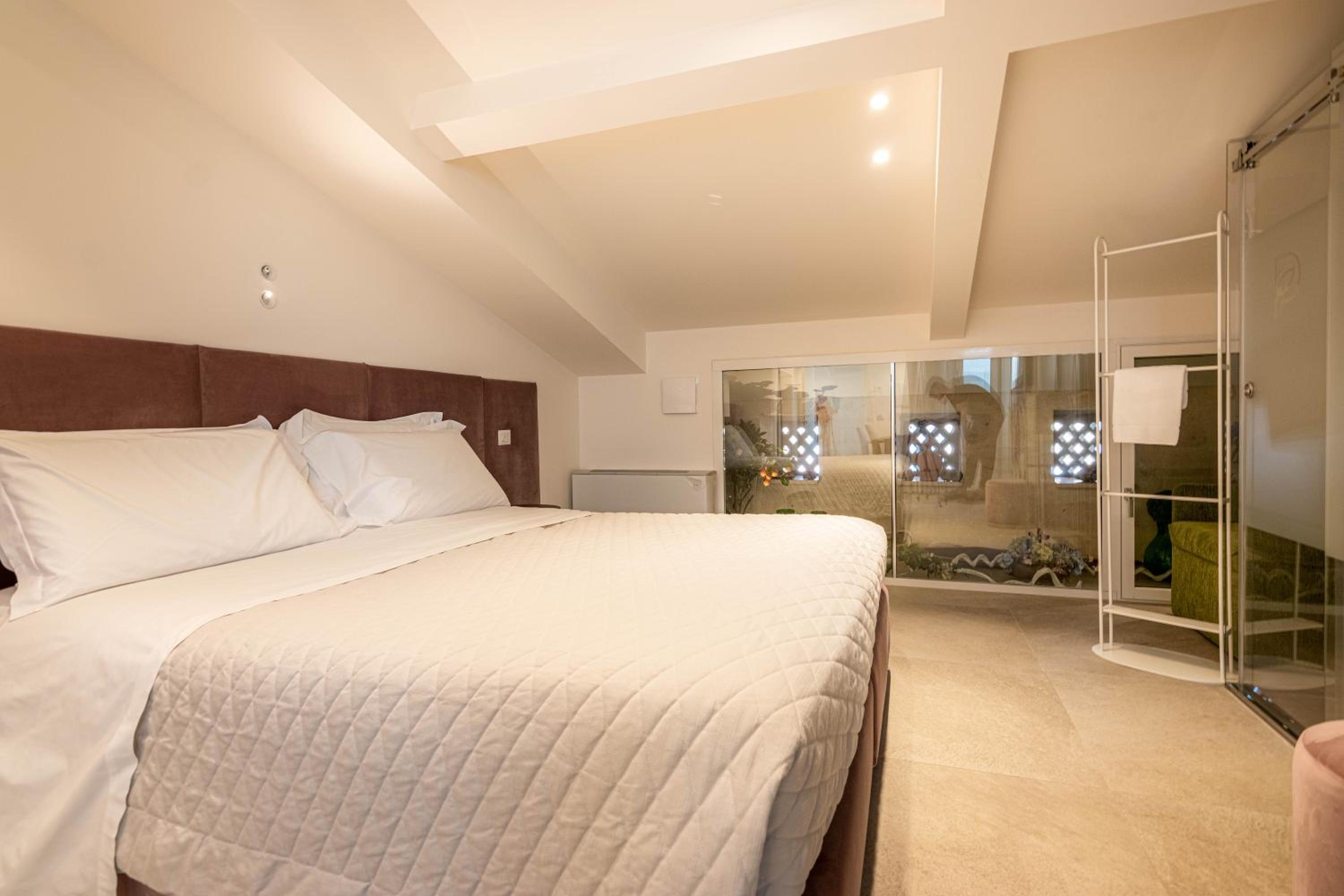 Triple Room - Photo 2