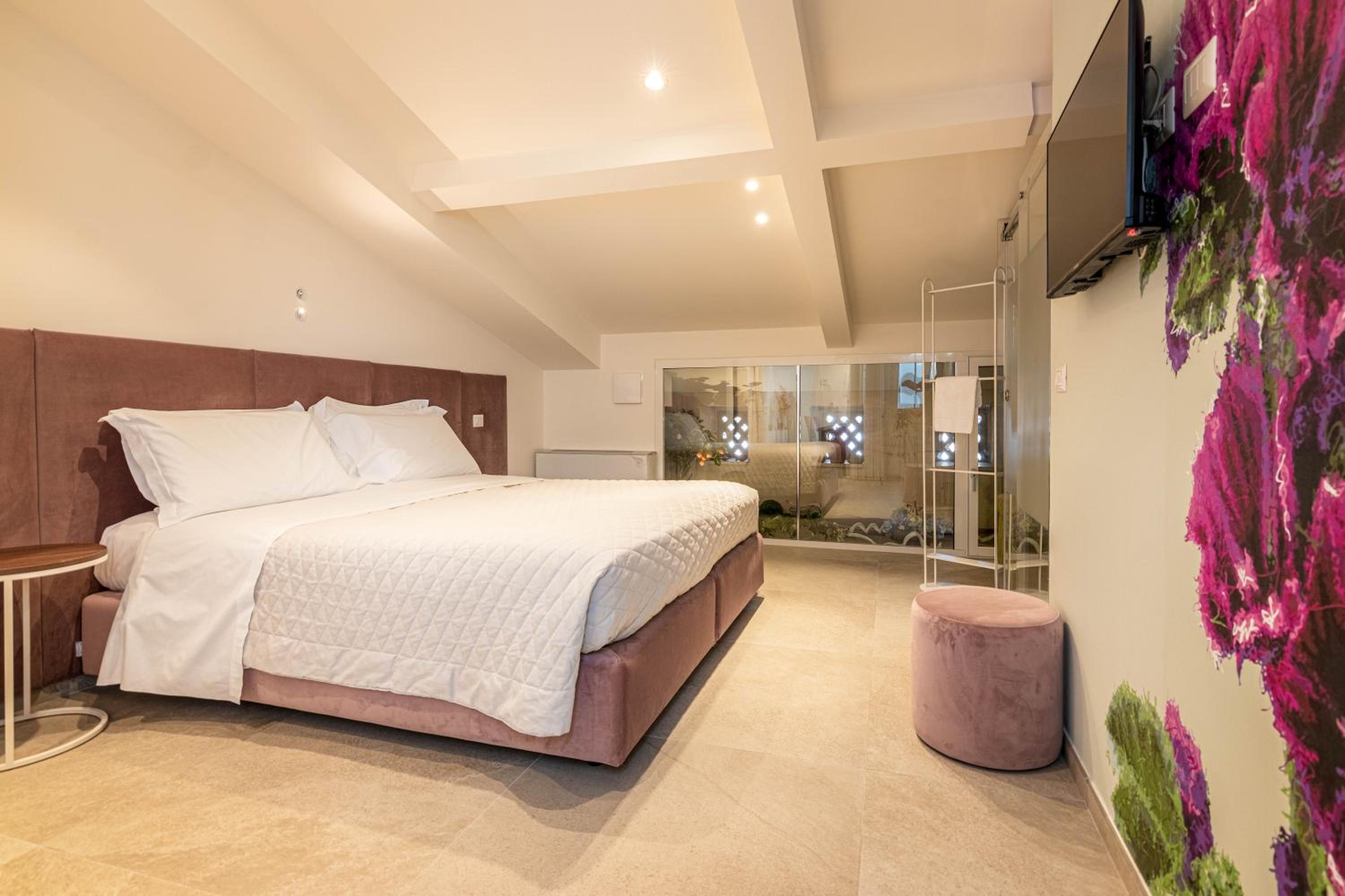 Triple Room - Photo 21