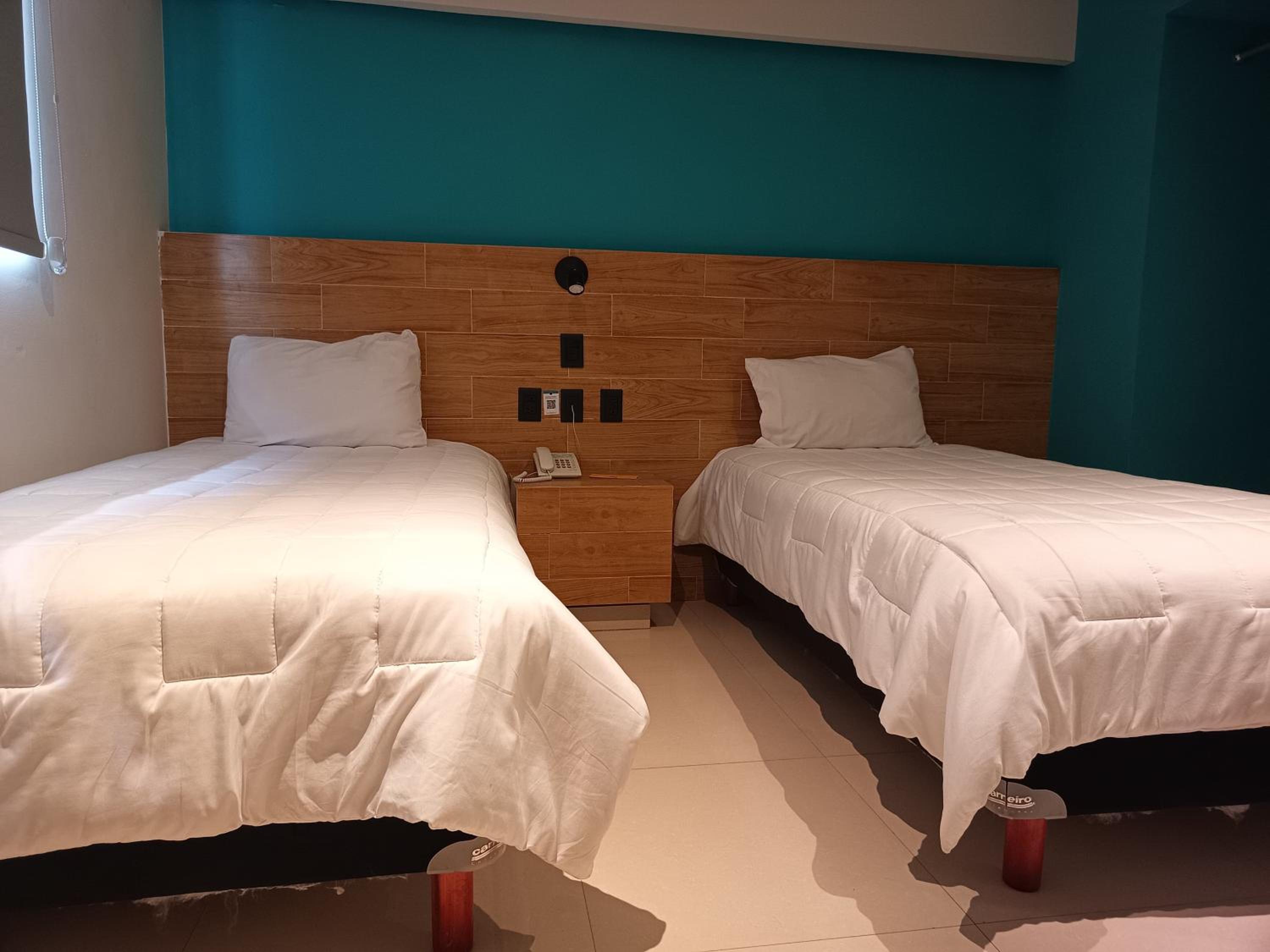 Double Room - Photo 14