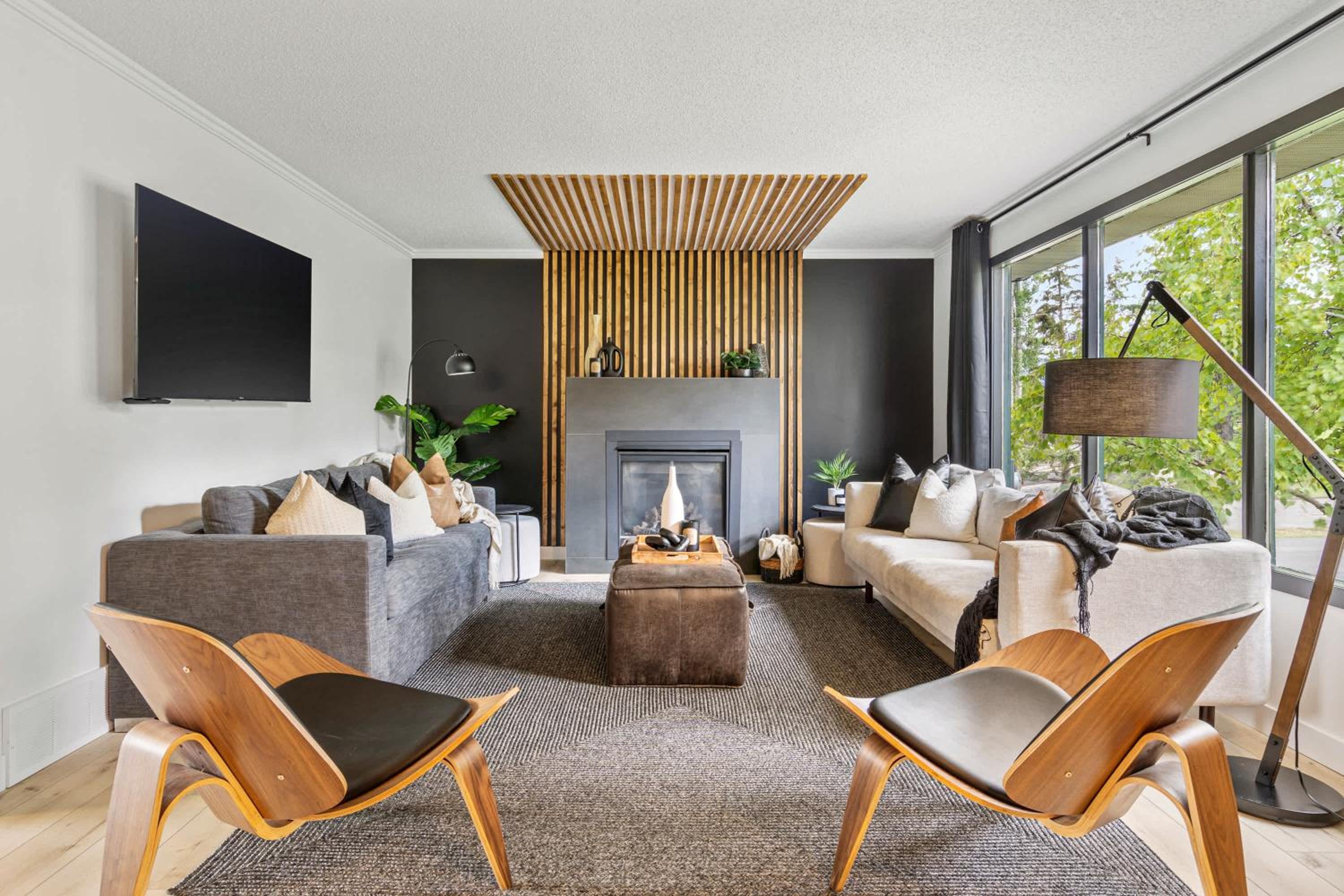Family Room photo 1