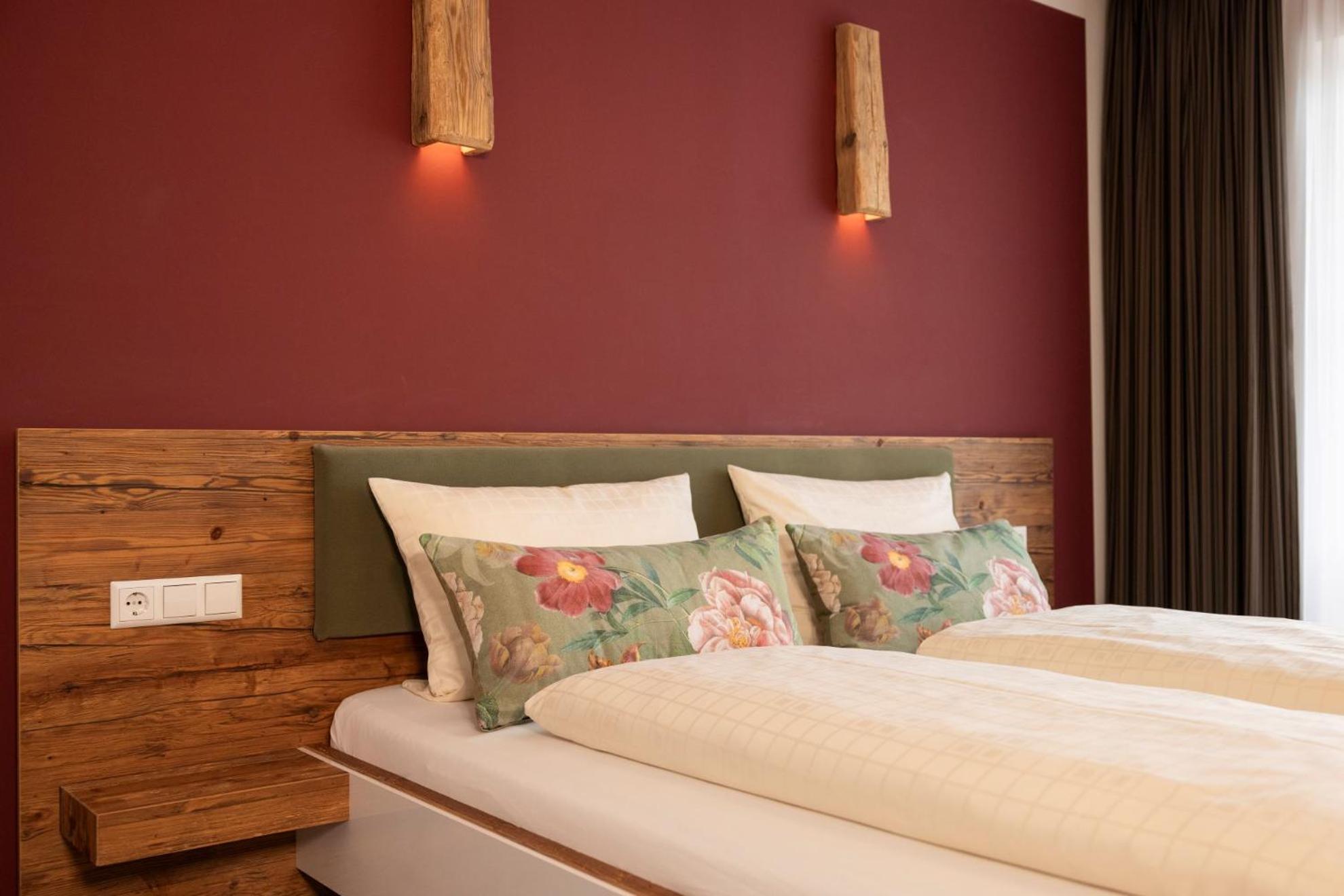 Double Room - Photo 6