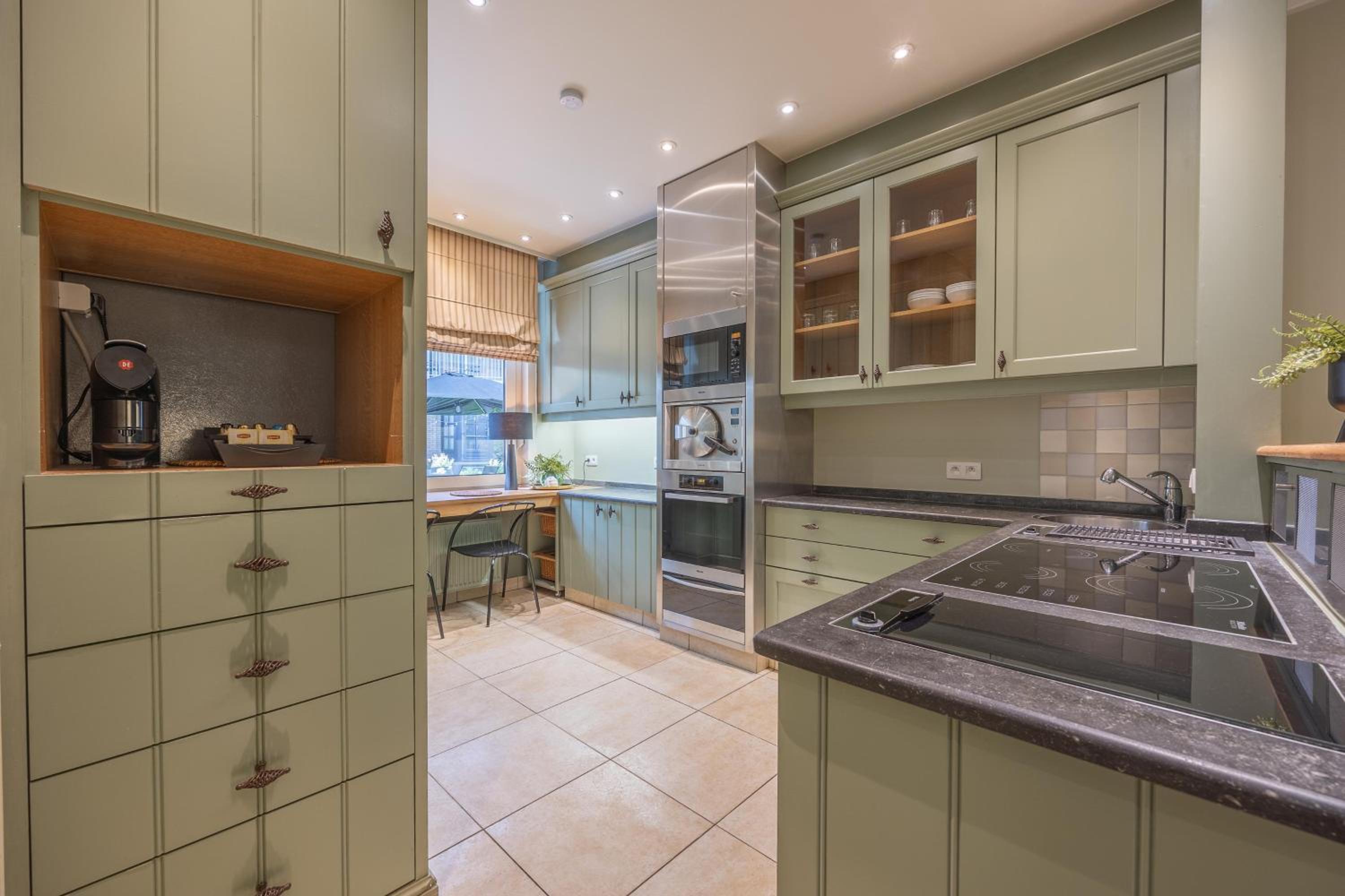 2-Bedroom Apartment 1 King Bed 1 Twin Bed