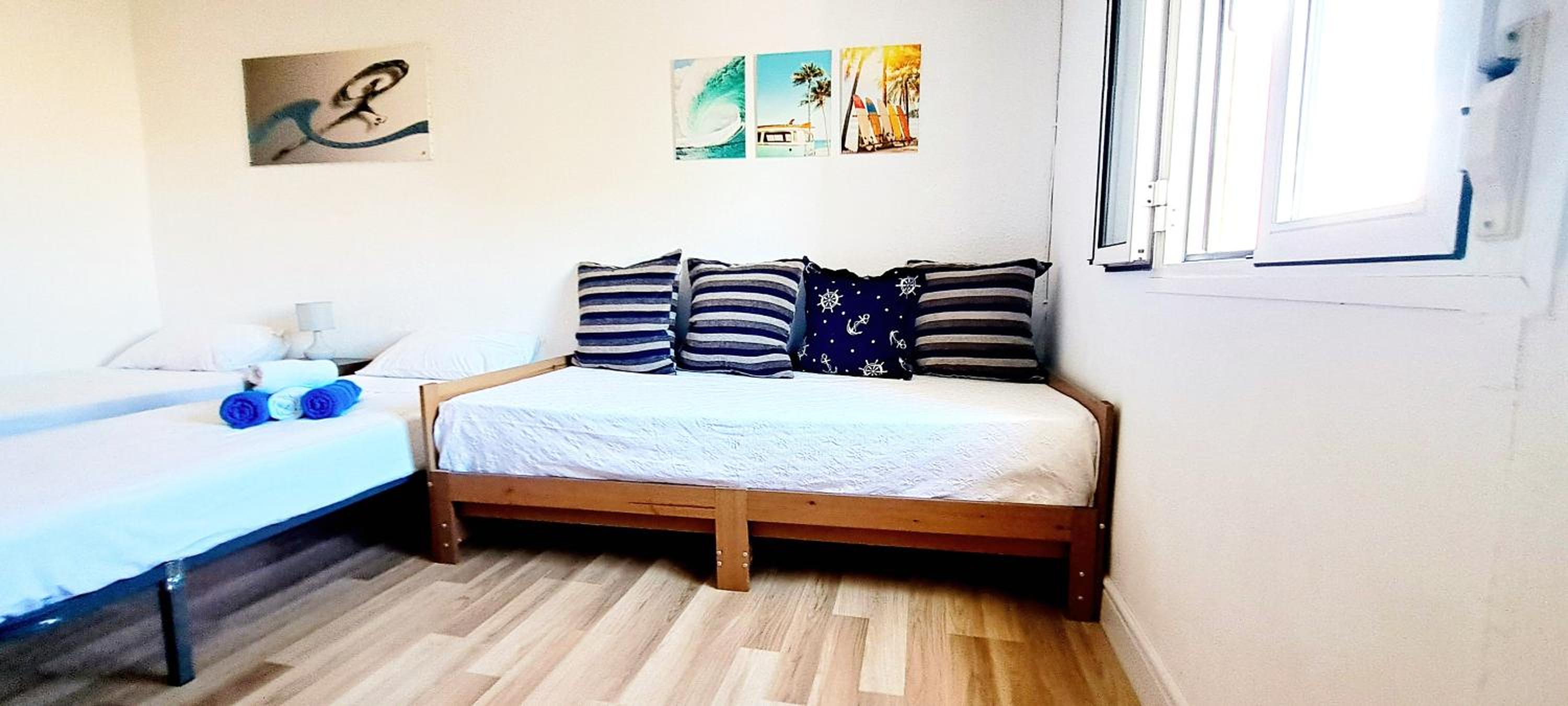 Quadruple Room with Mountain View - Photo 13