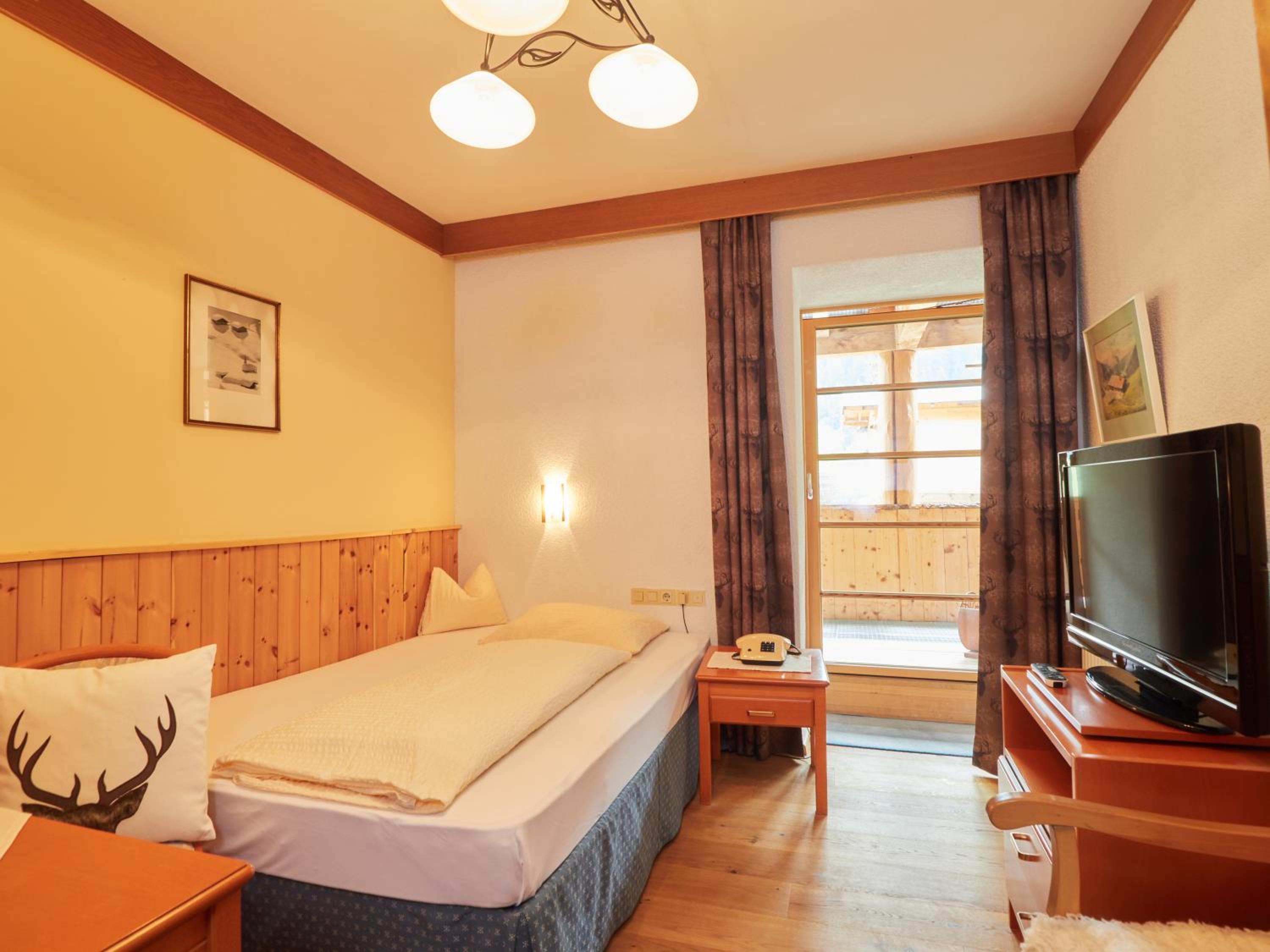 Single Room photo 3