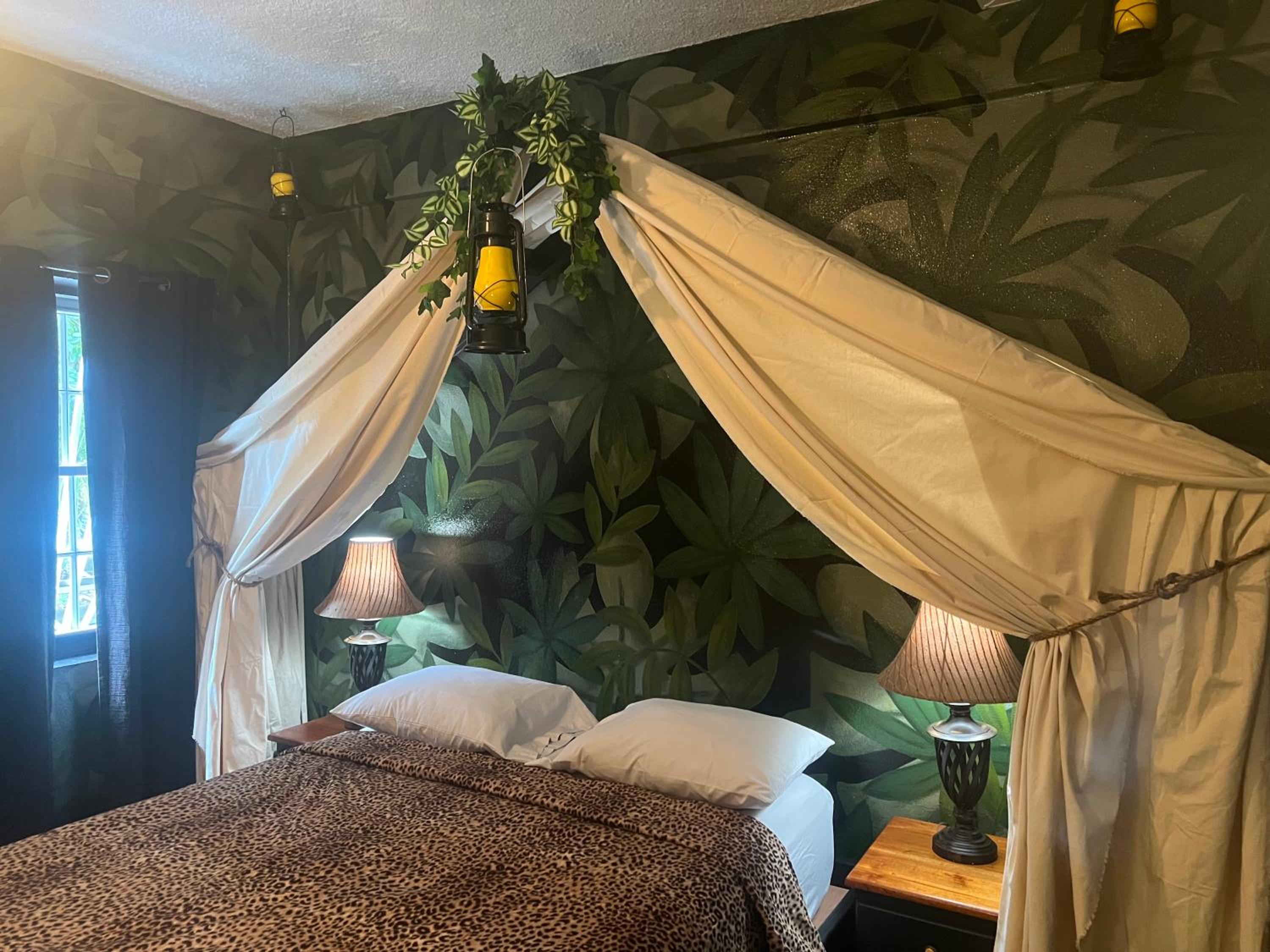 Suite with Garden View