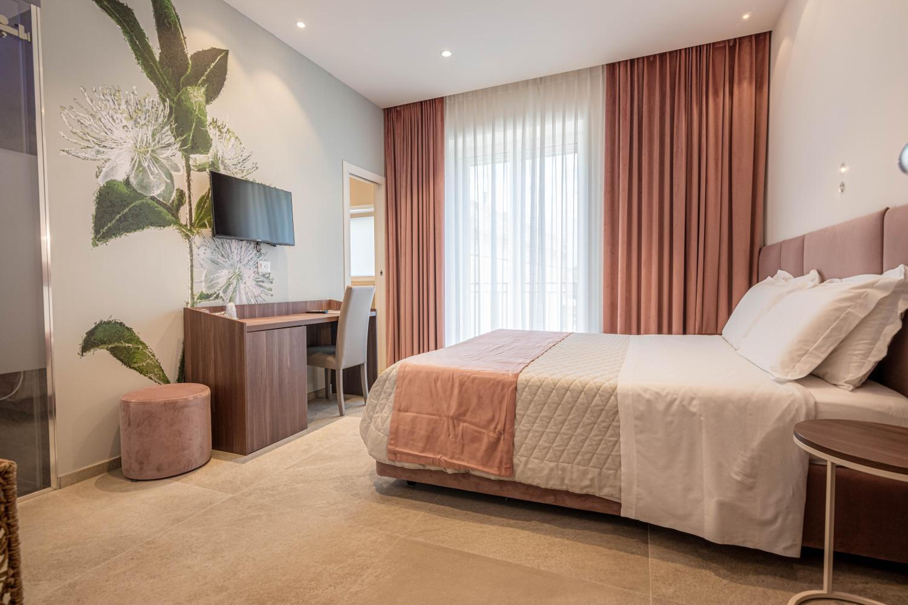 Junior Suite - Photo 1