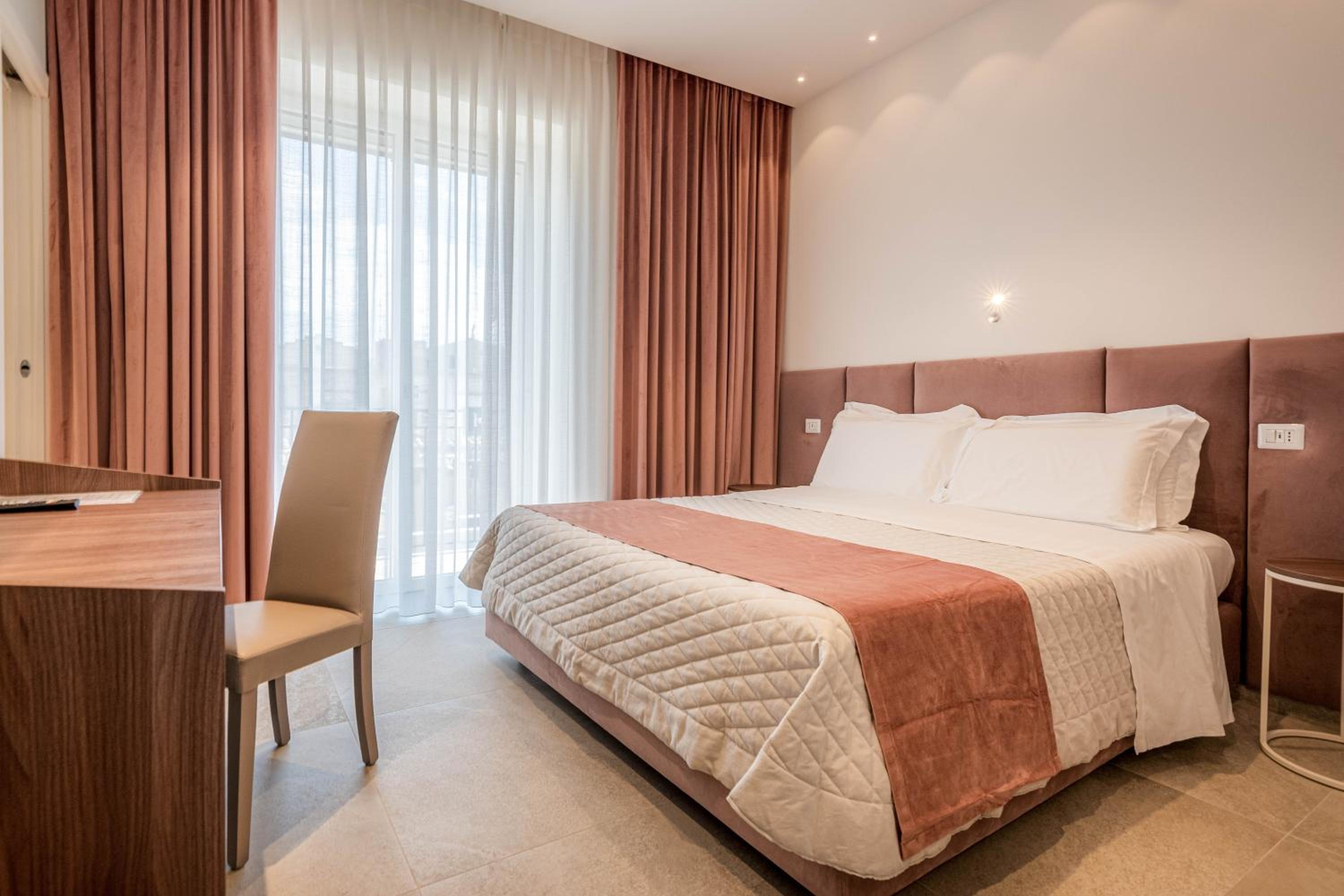 Junior Suite - Photo 26