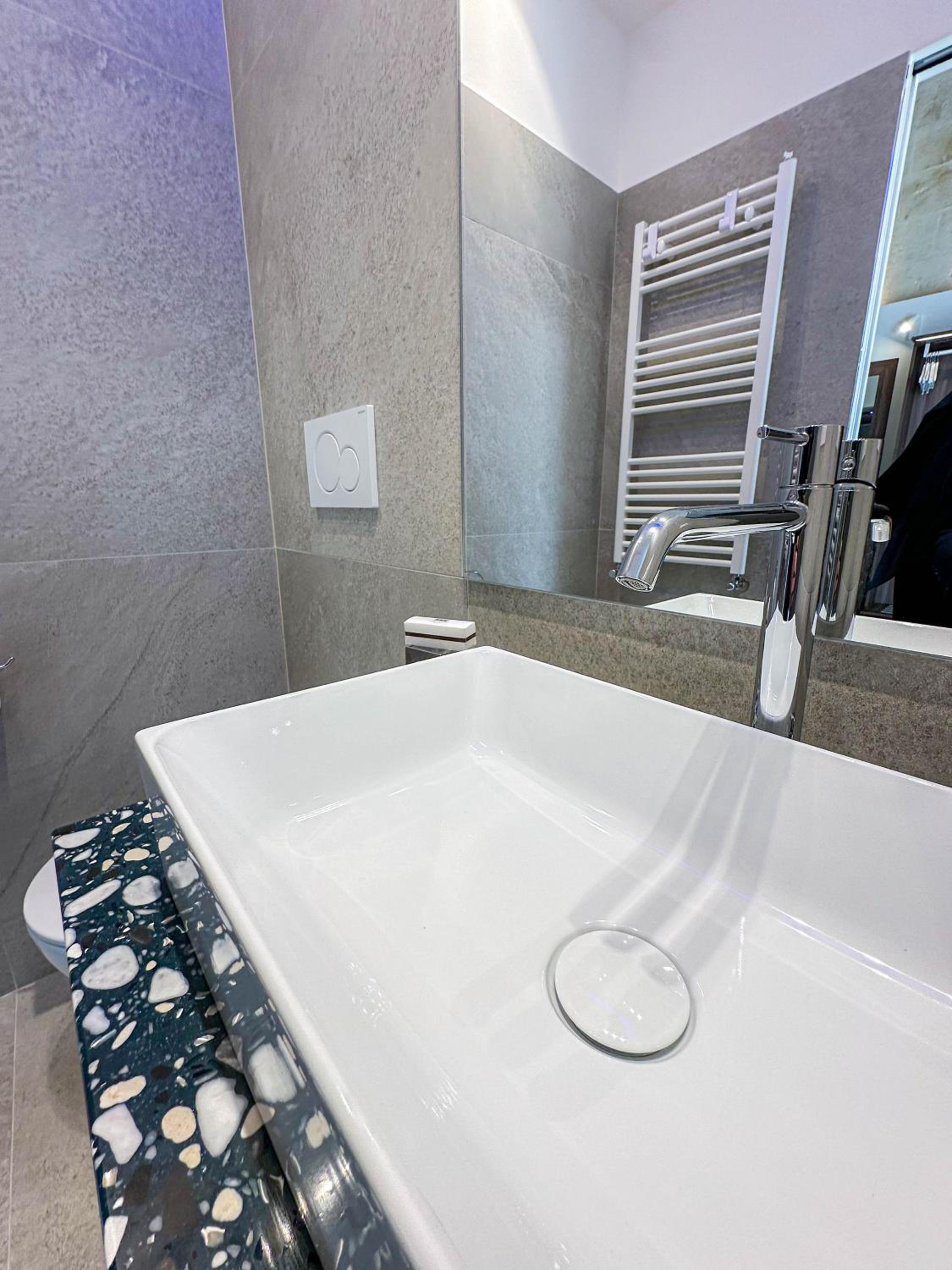 Junior Suite - Photo 18
