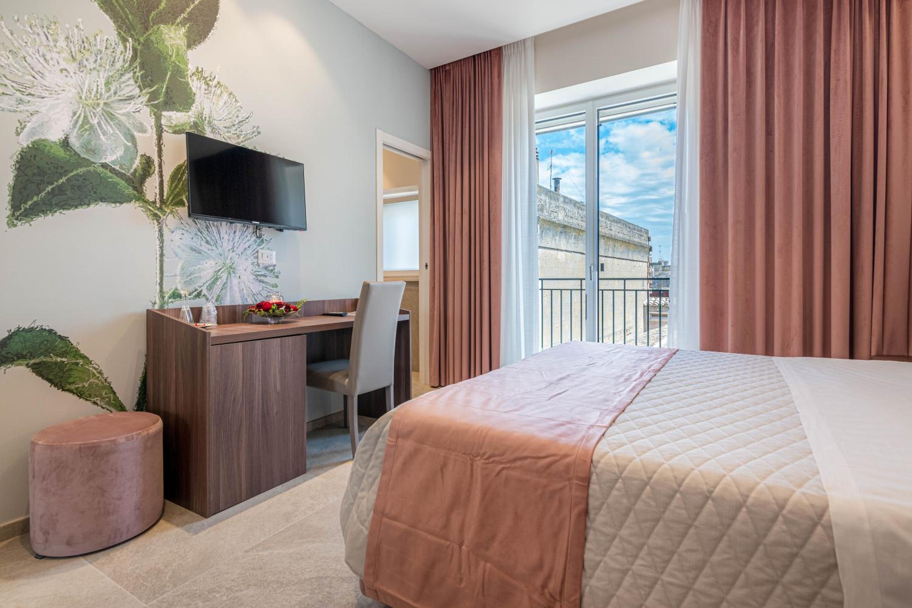 Junior Suite - Photo 2