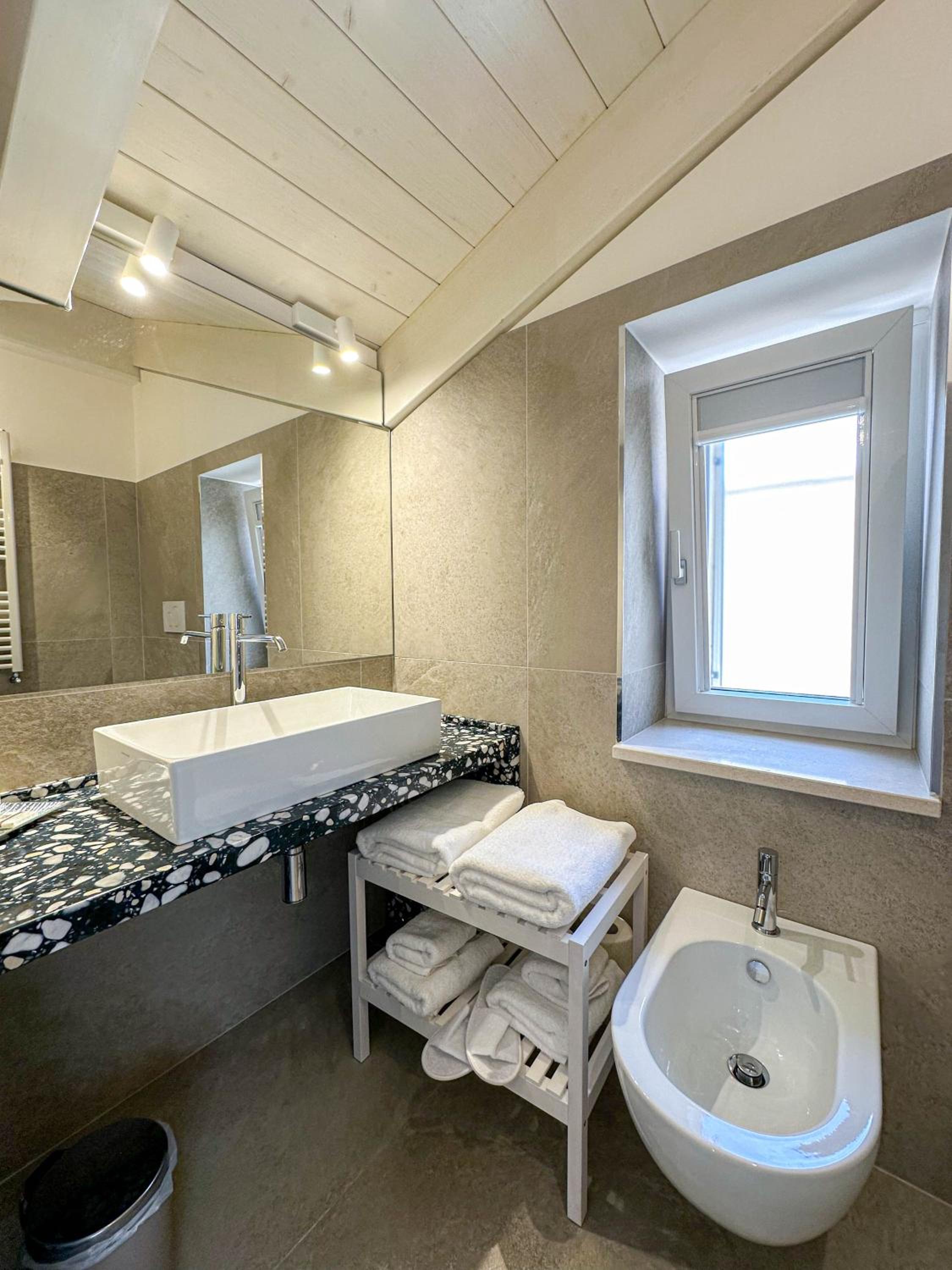 Junior Suite - Photo 15