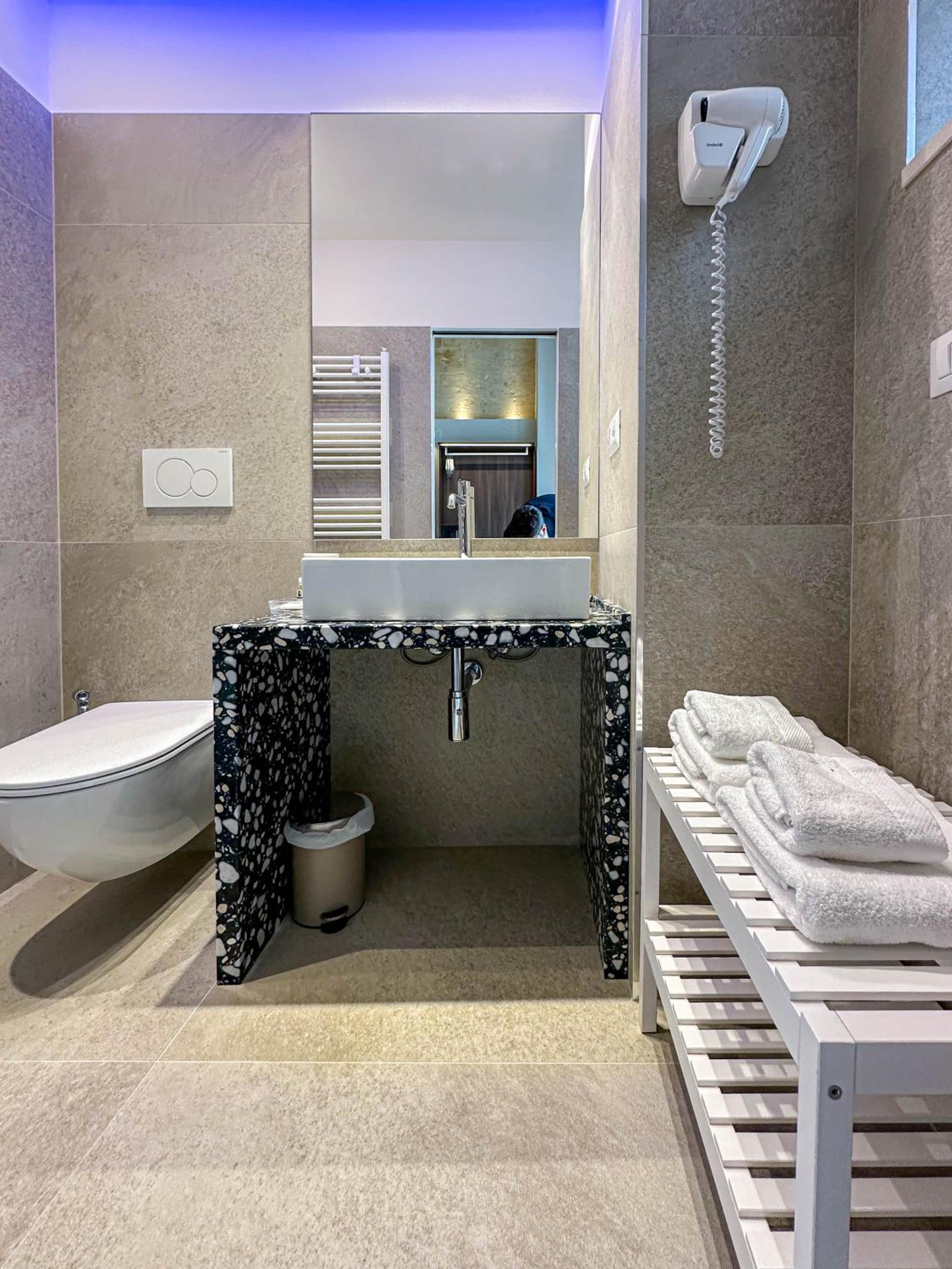 Junior Suite - Photo 19