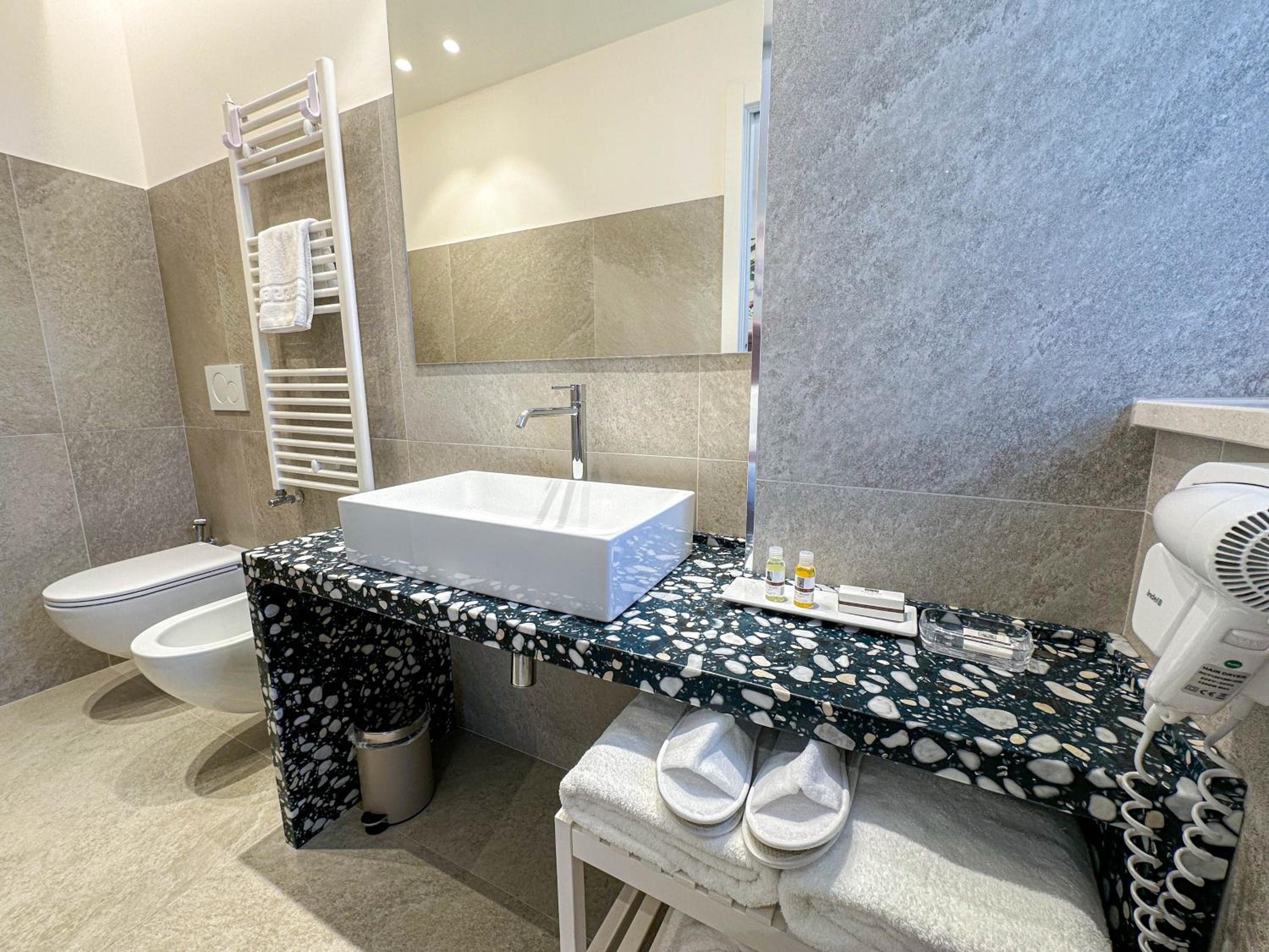 Junior Suite - Photo 7