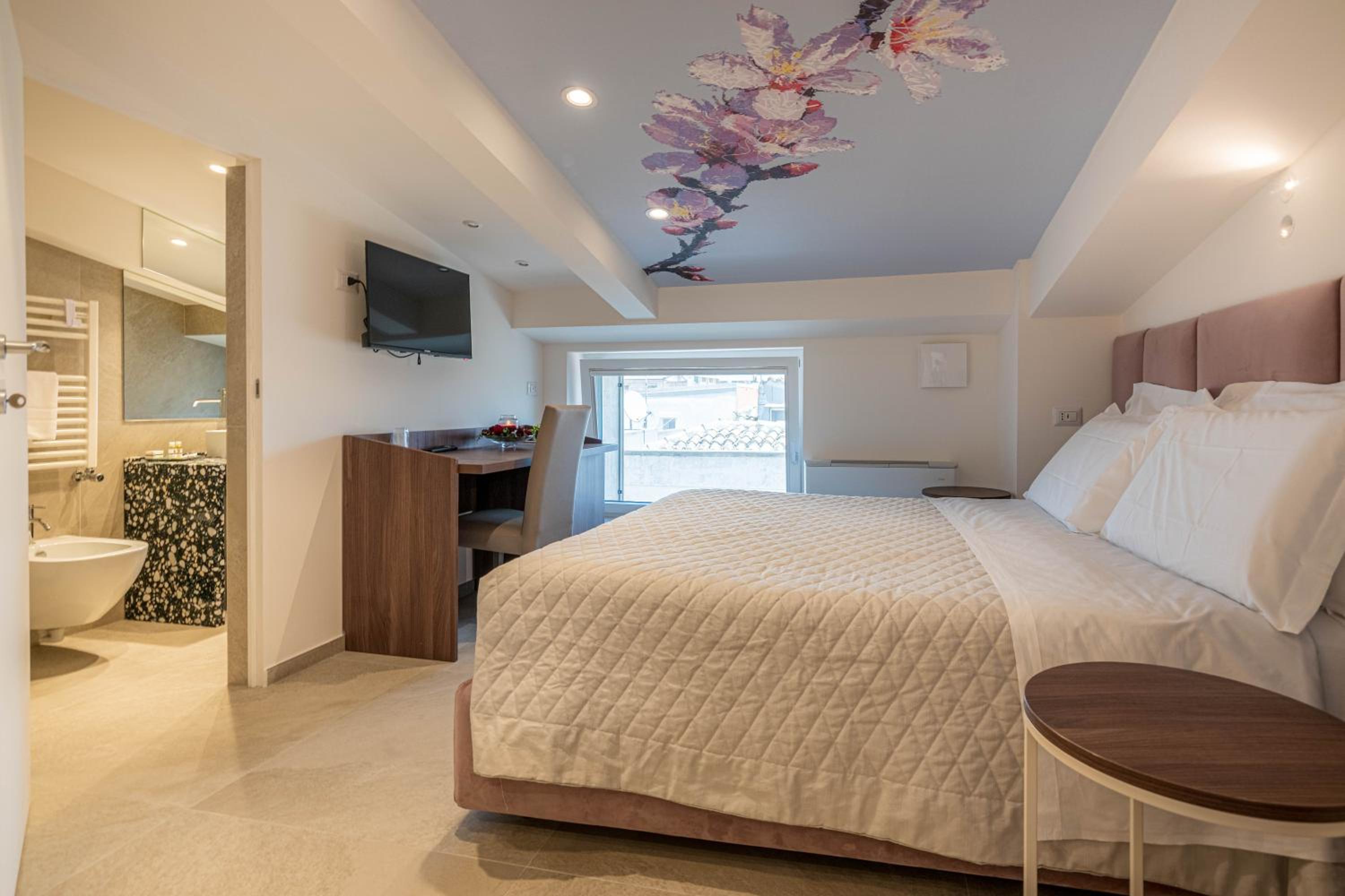 Double Room - Photo 1