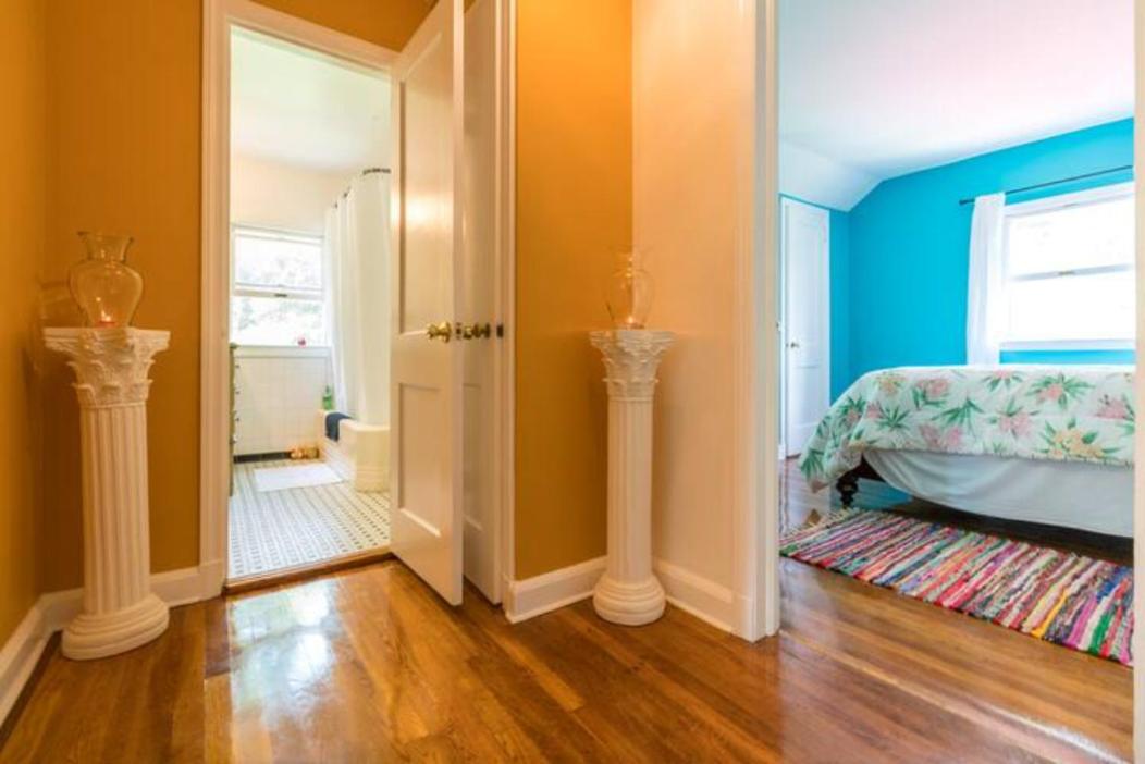 Standard Queen Room photo 2