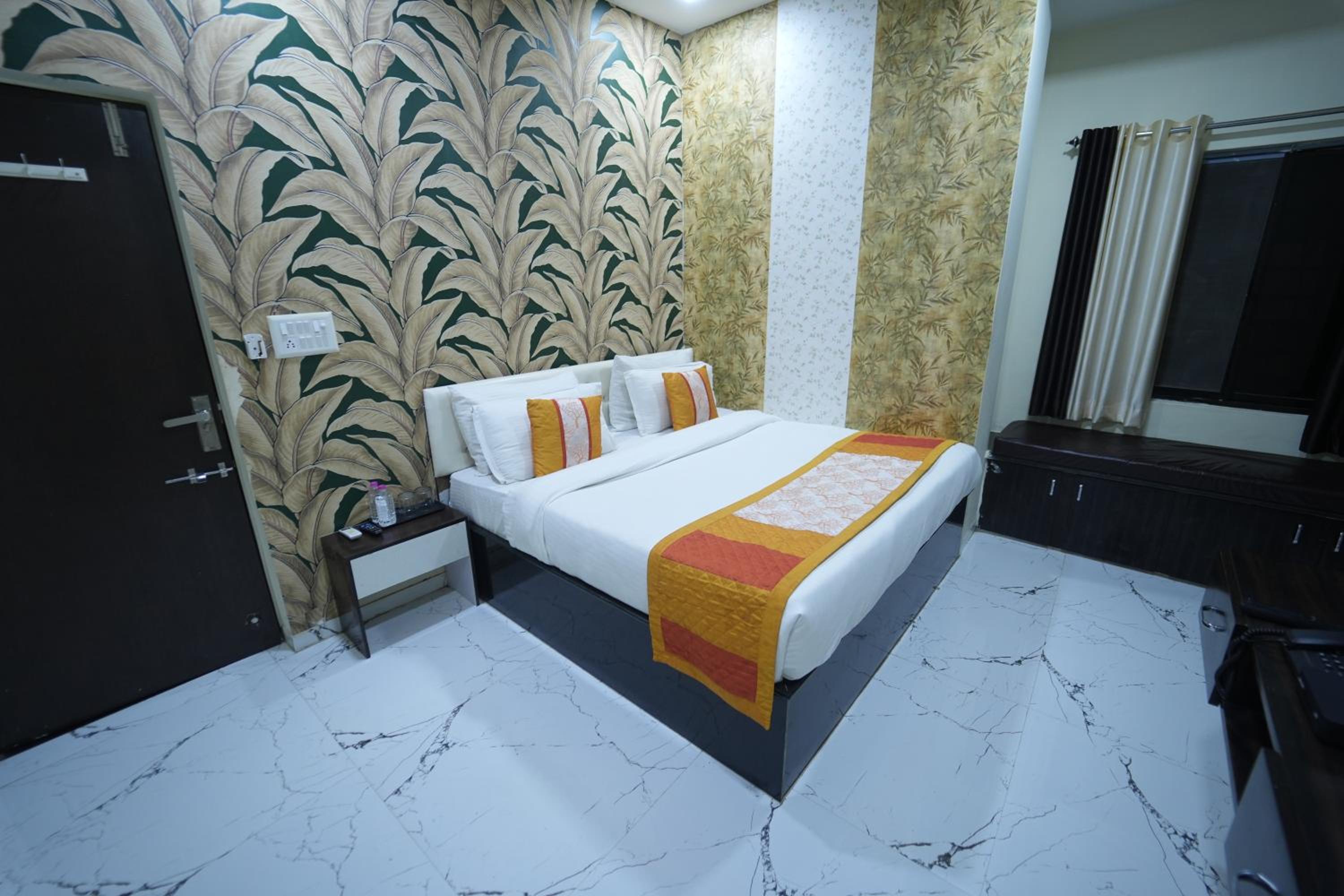 Two-Bedroom Villa - Photo 1