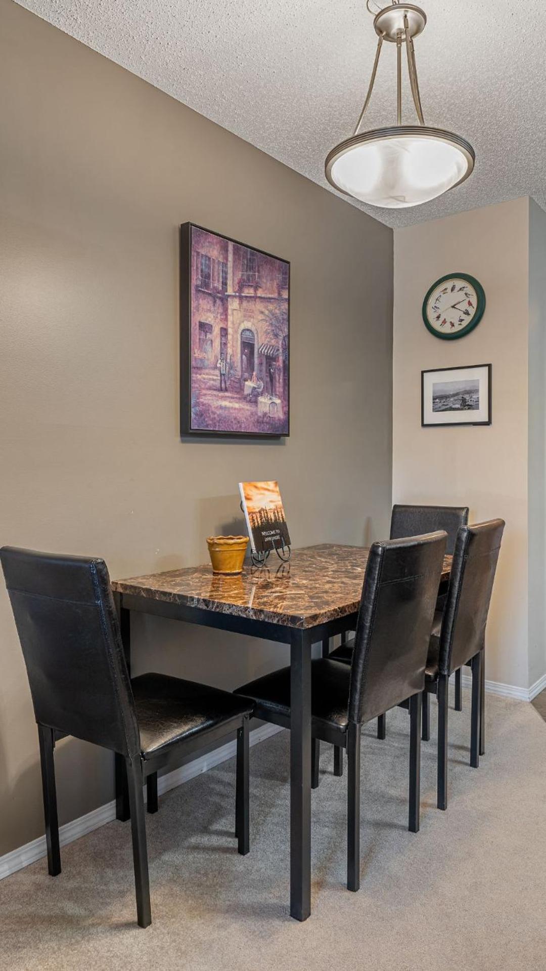 Apartment photo 2
