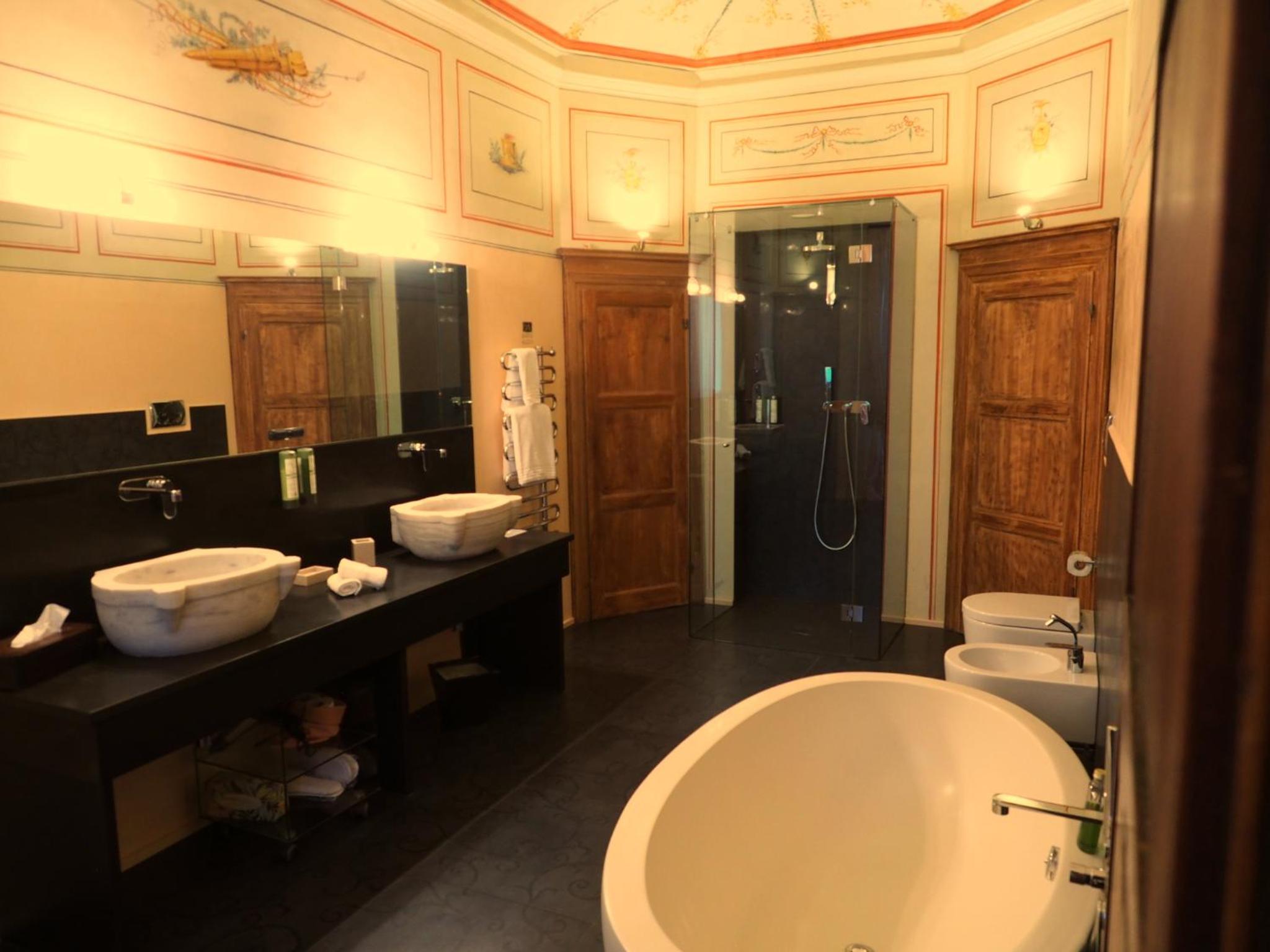 Queen Room with Garden View photo 3