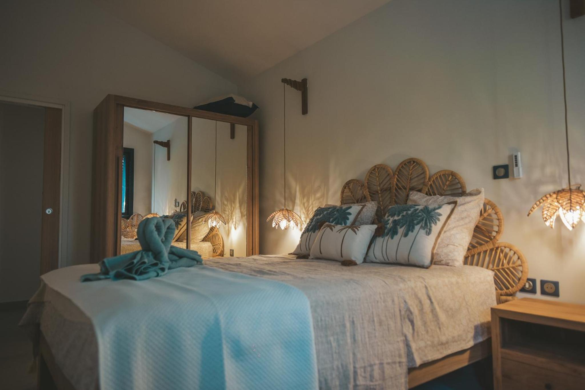 Villa photo 1