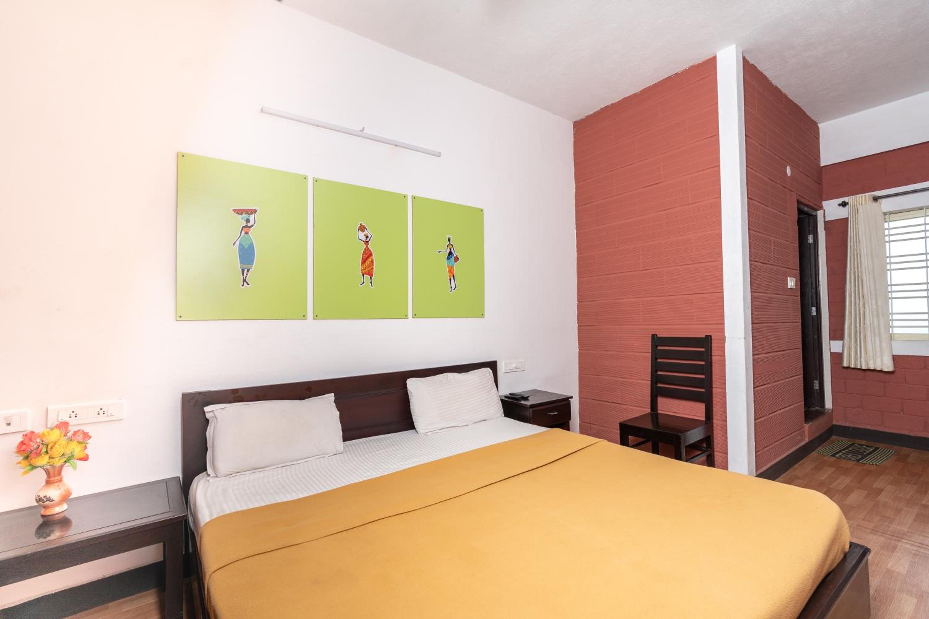 Standard Double or Twin Room photo 1