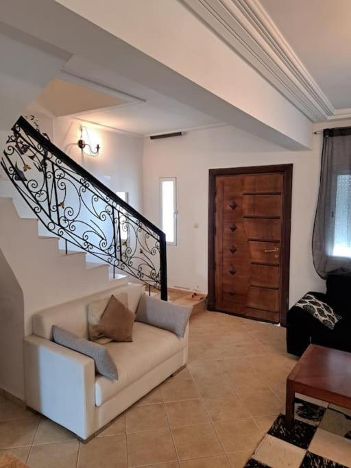 Three-Bedroom Villa photo 2