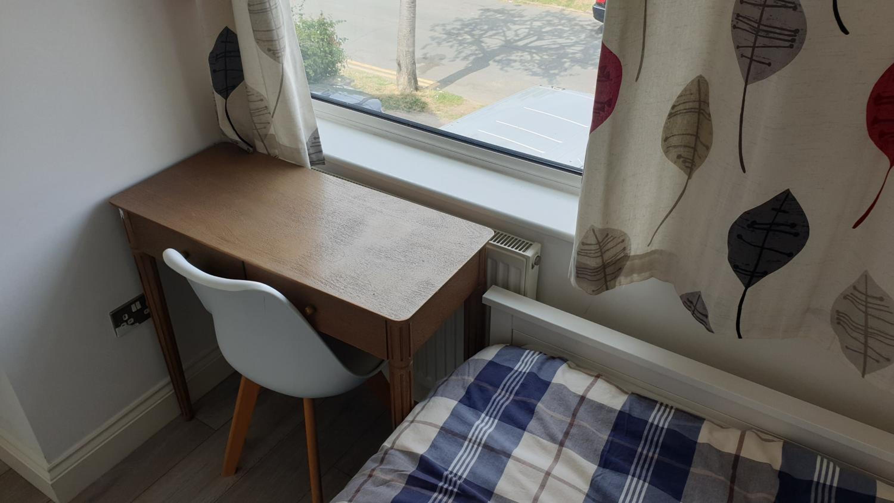 Single Room With Shared Bathroom photo 1