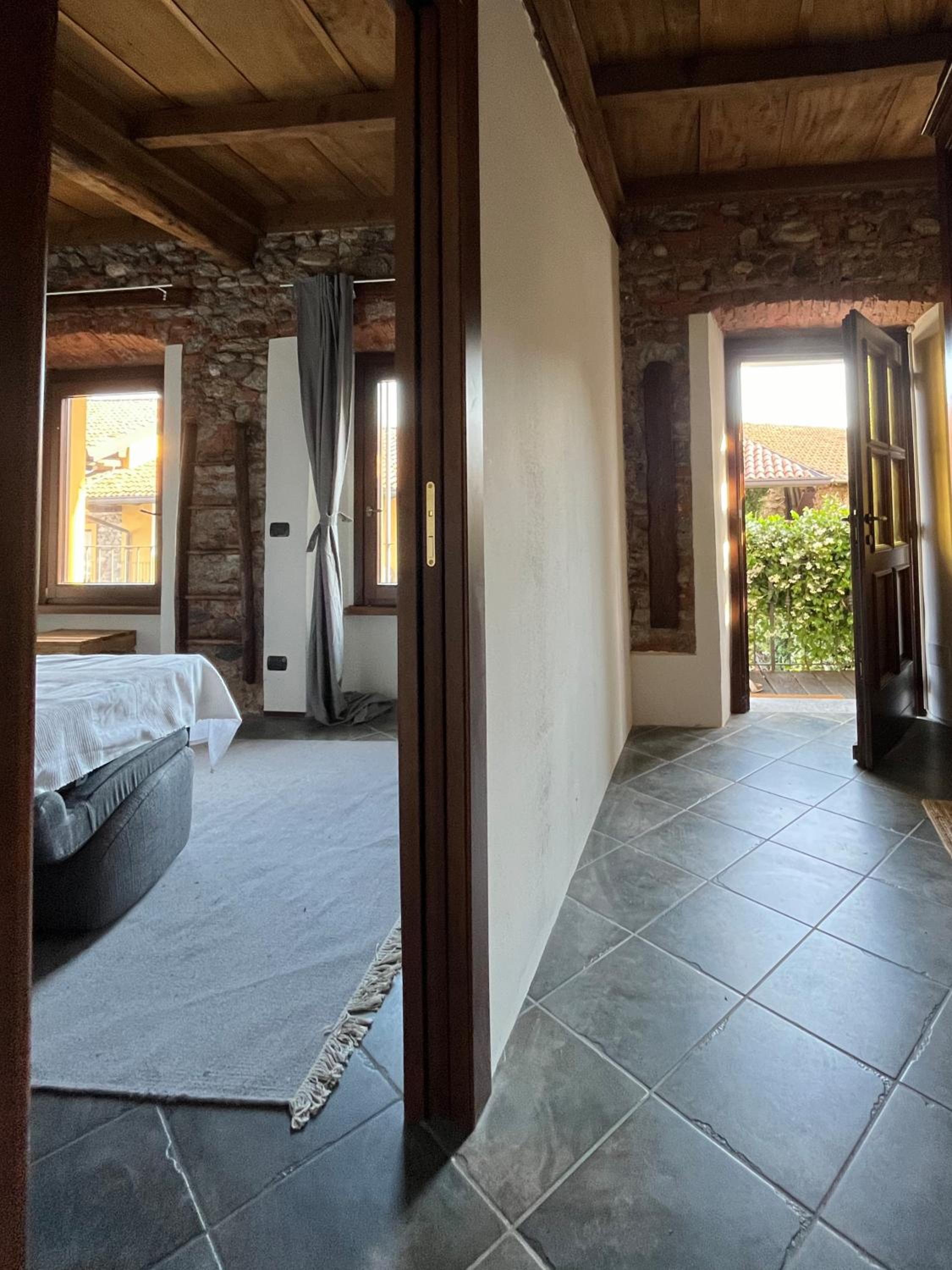 Junior Suite with Balcony photo 2