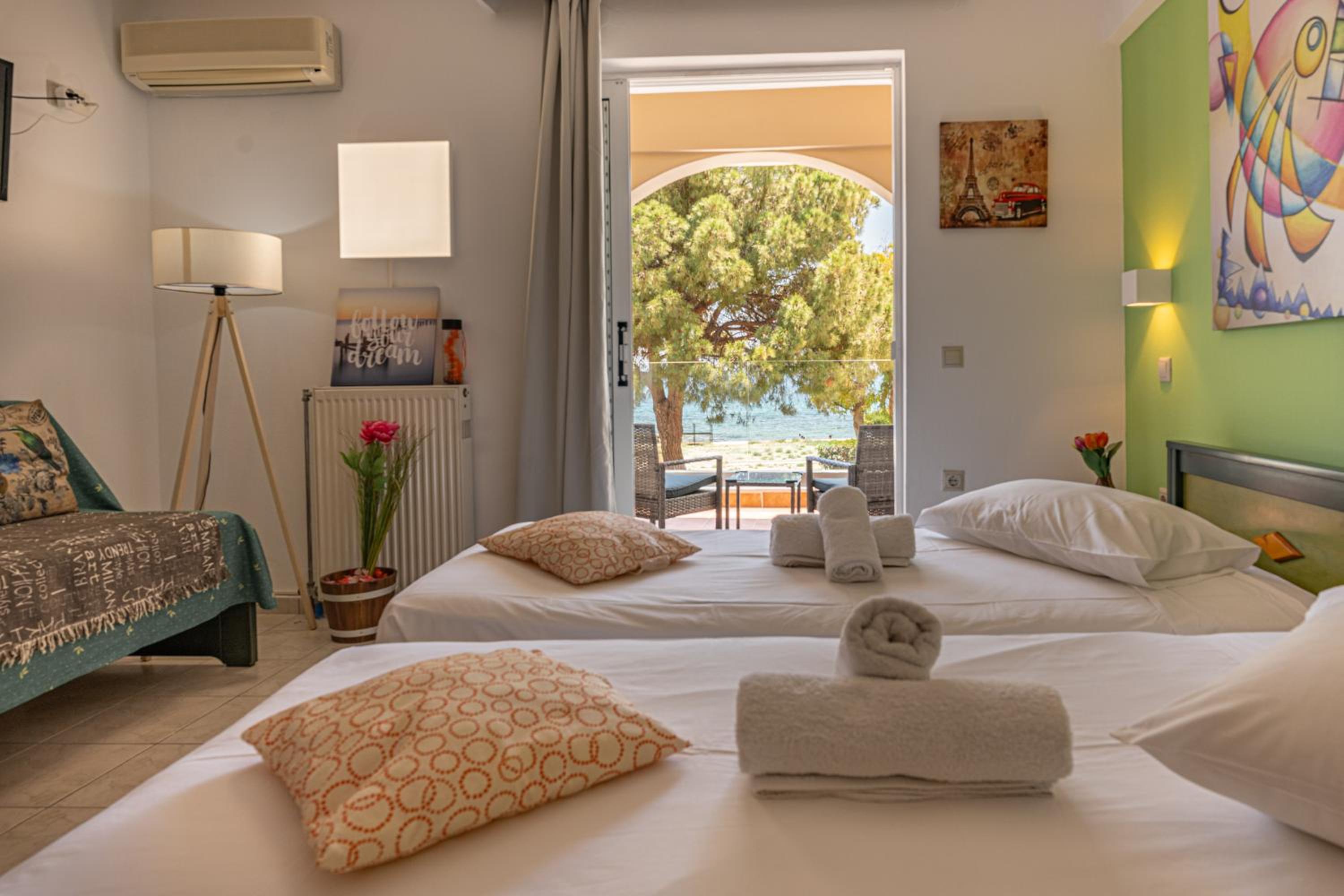 Studio Apartment With Sea View photo 1