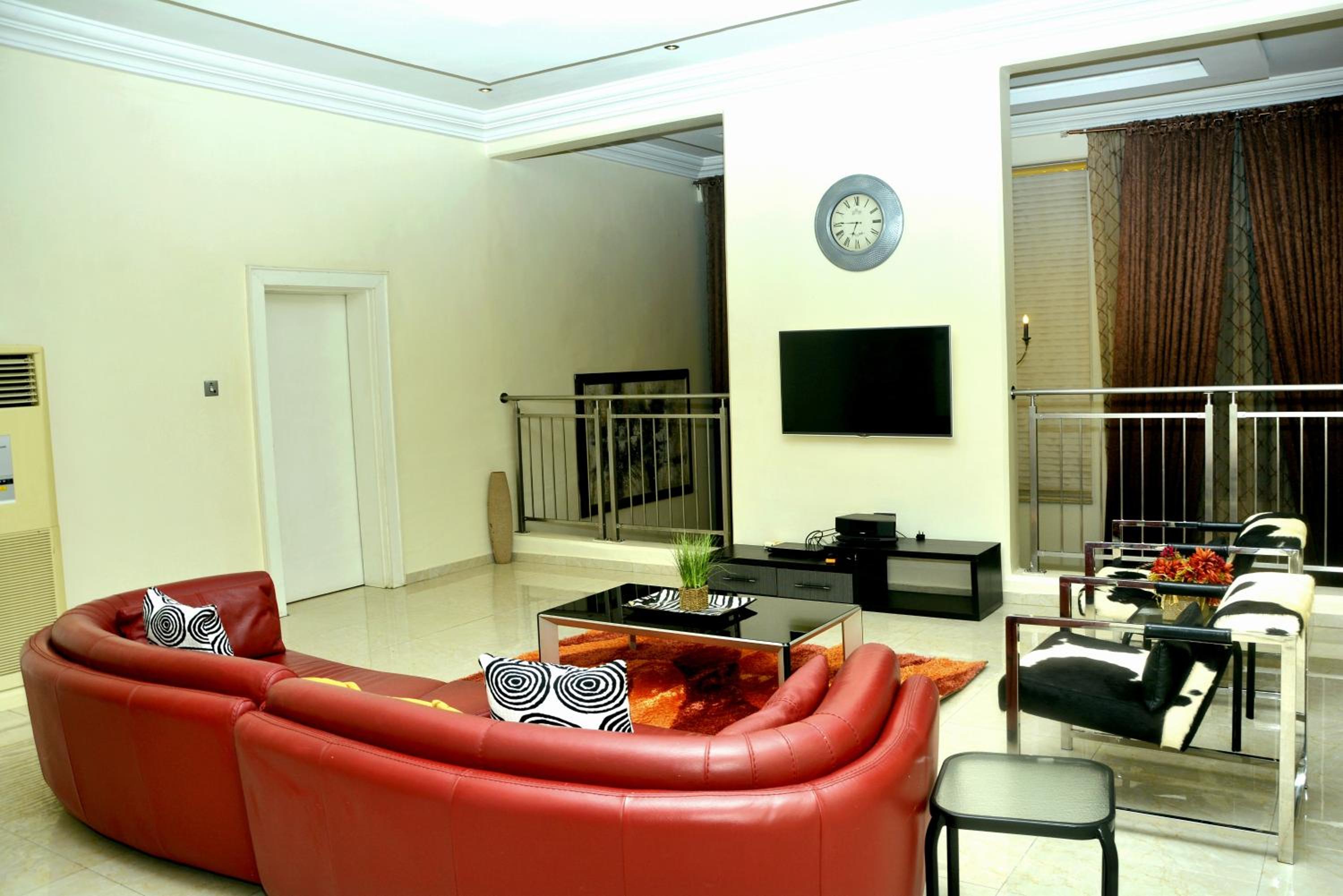 Villa photo 1