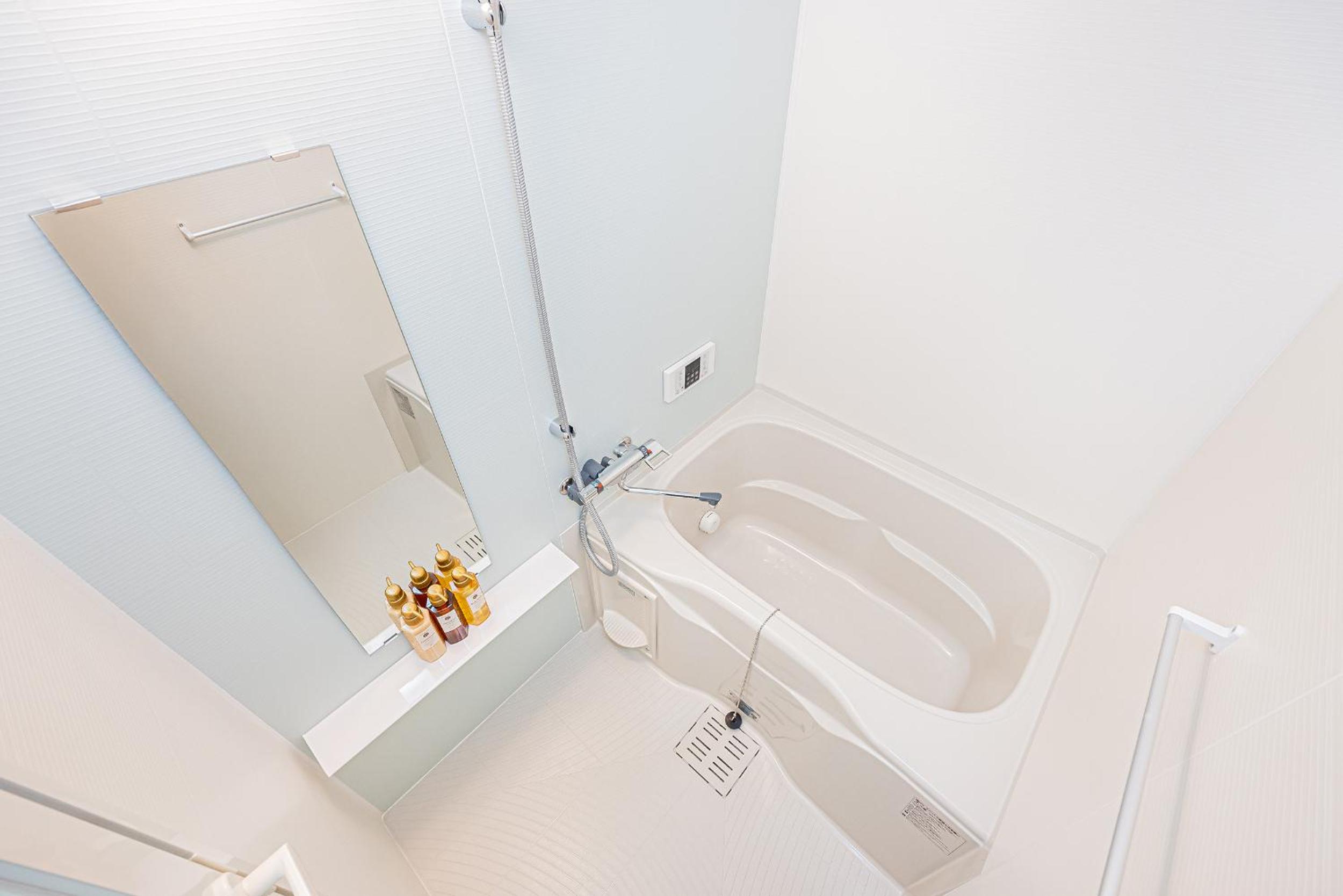 Studio Apartment with One Double Bed photo 3