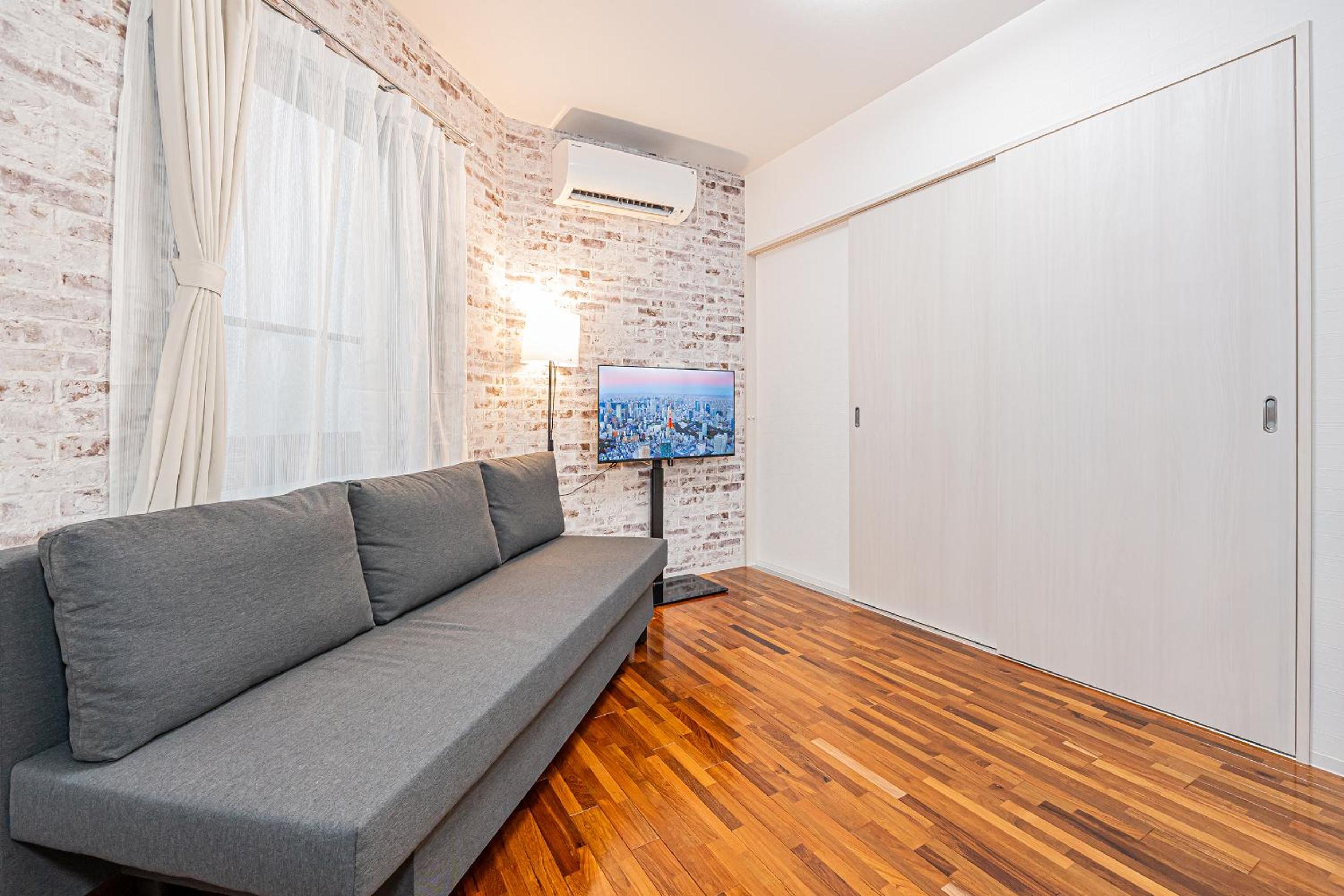 Studio Apartment with One Double Bed photo 2