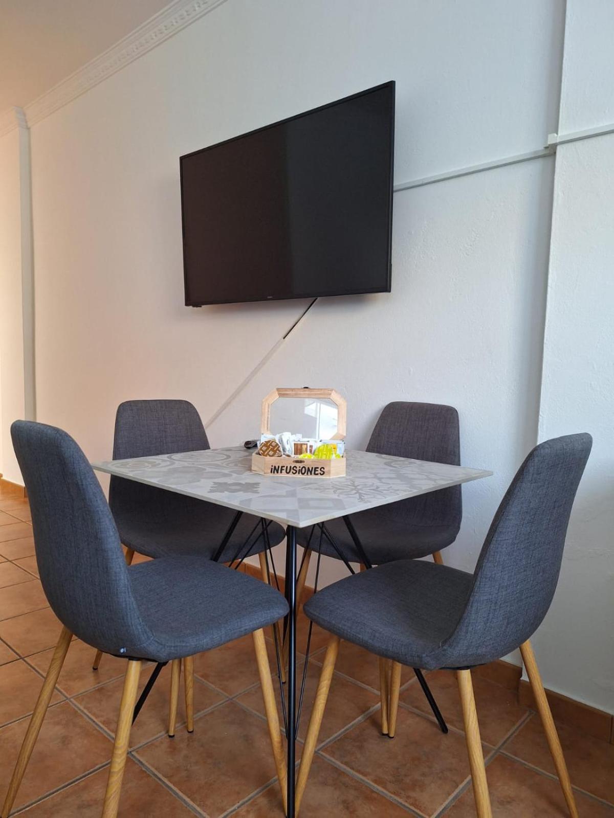 Studio Apartment with Sea View photo 3