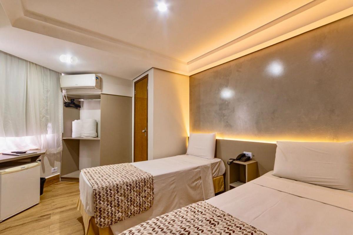 Standard Double Room - Photo 2