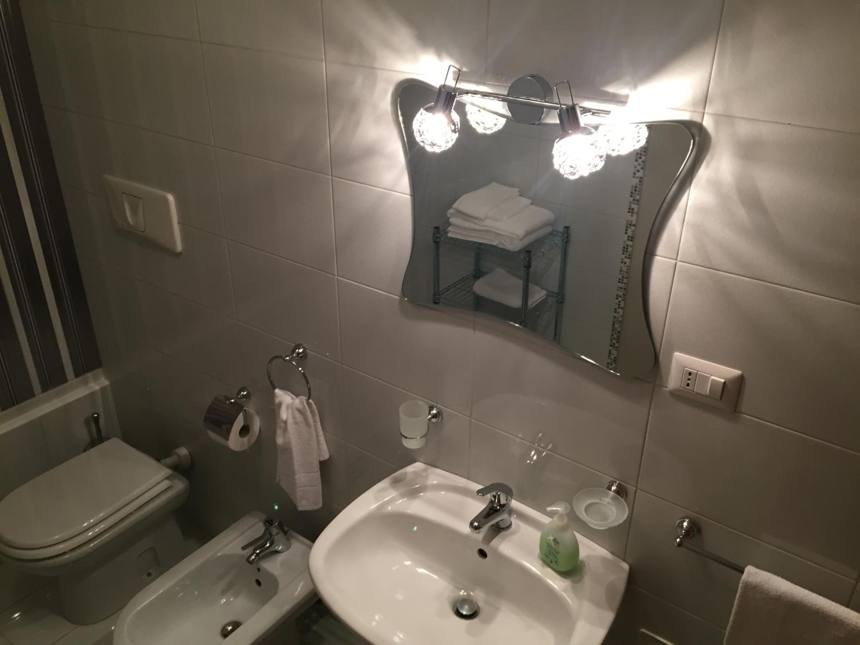 Standard Double Room photo 2