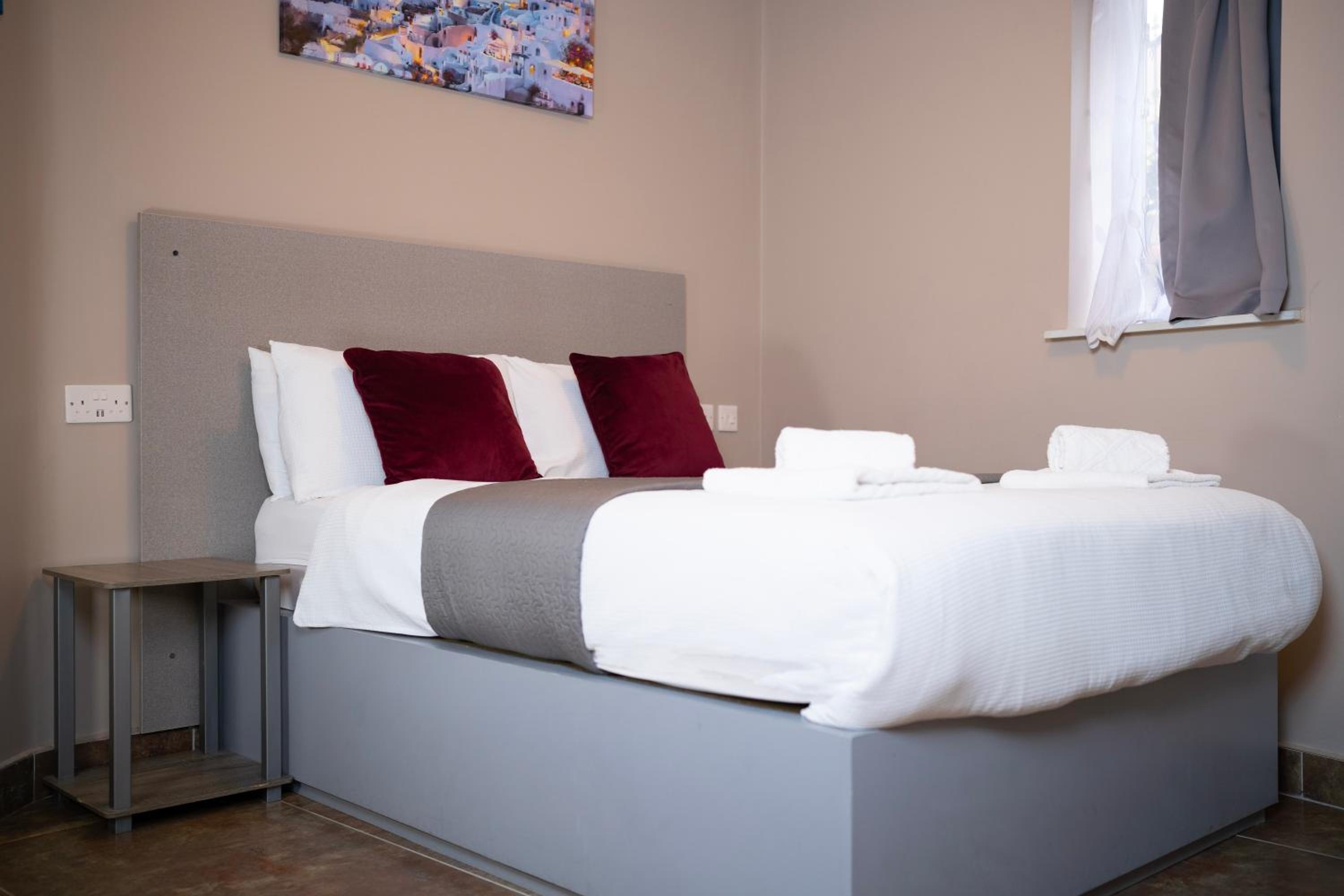 Double Room With Private Bathroom photo 1