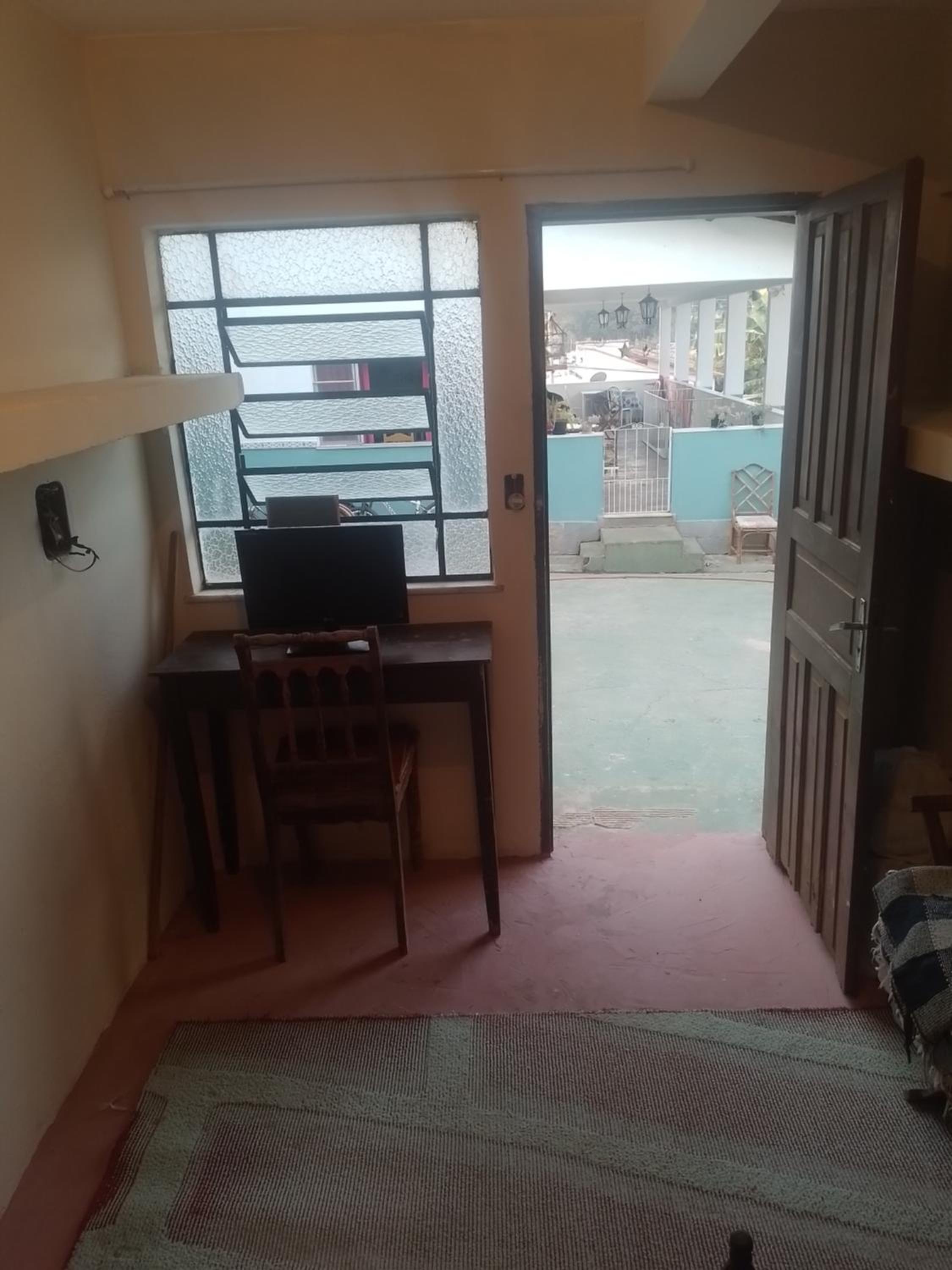 Single Room With Private Bathroom photo 2