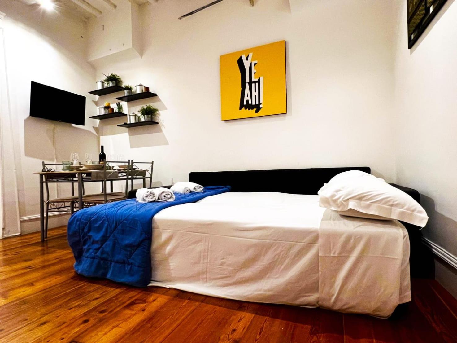 One-Bedroom Apartment