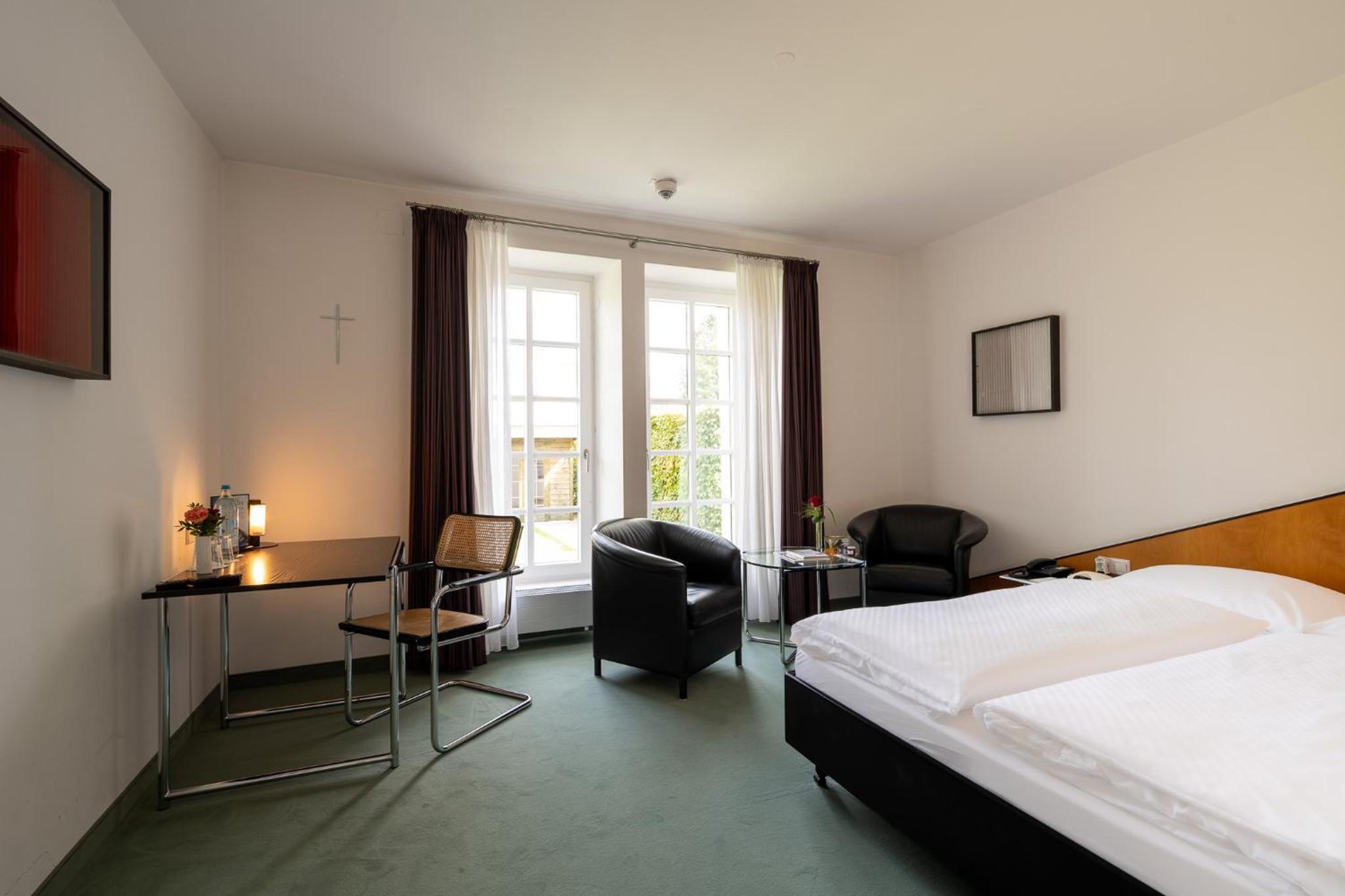 Double Room - Photo 4