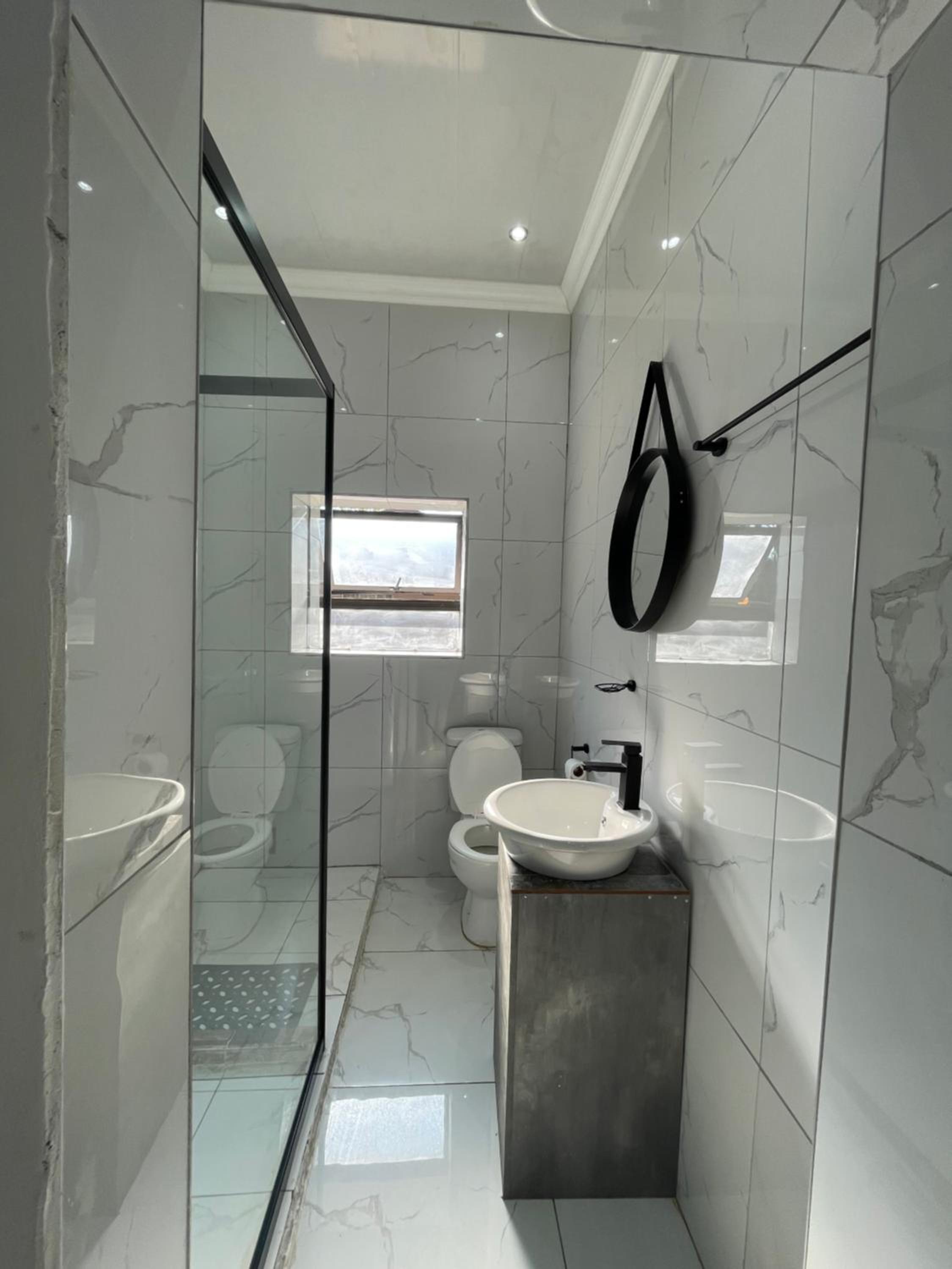 Large Double Room photo 2