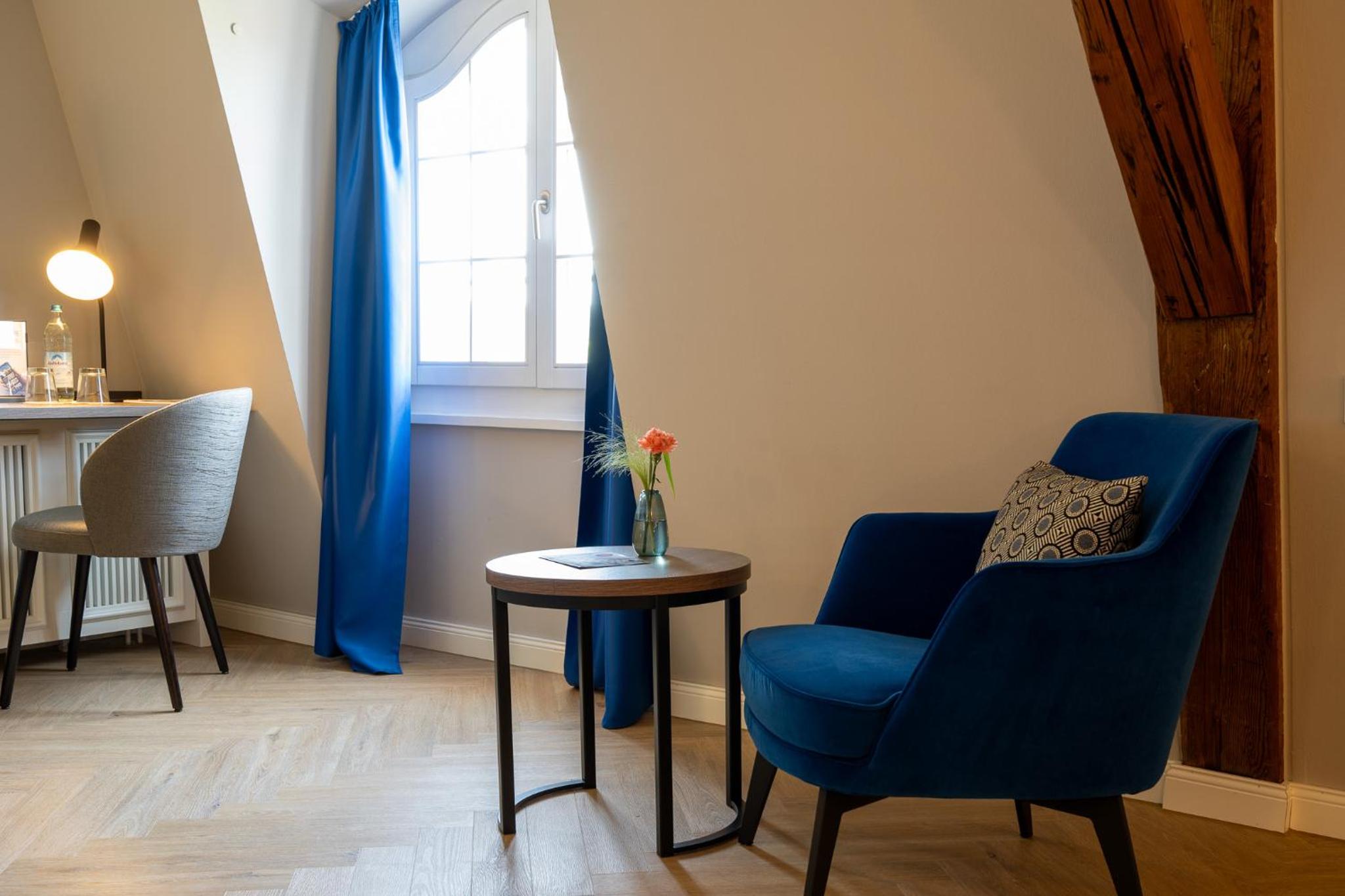 Deluxe Double Room - Photo 8