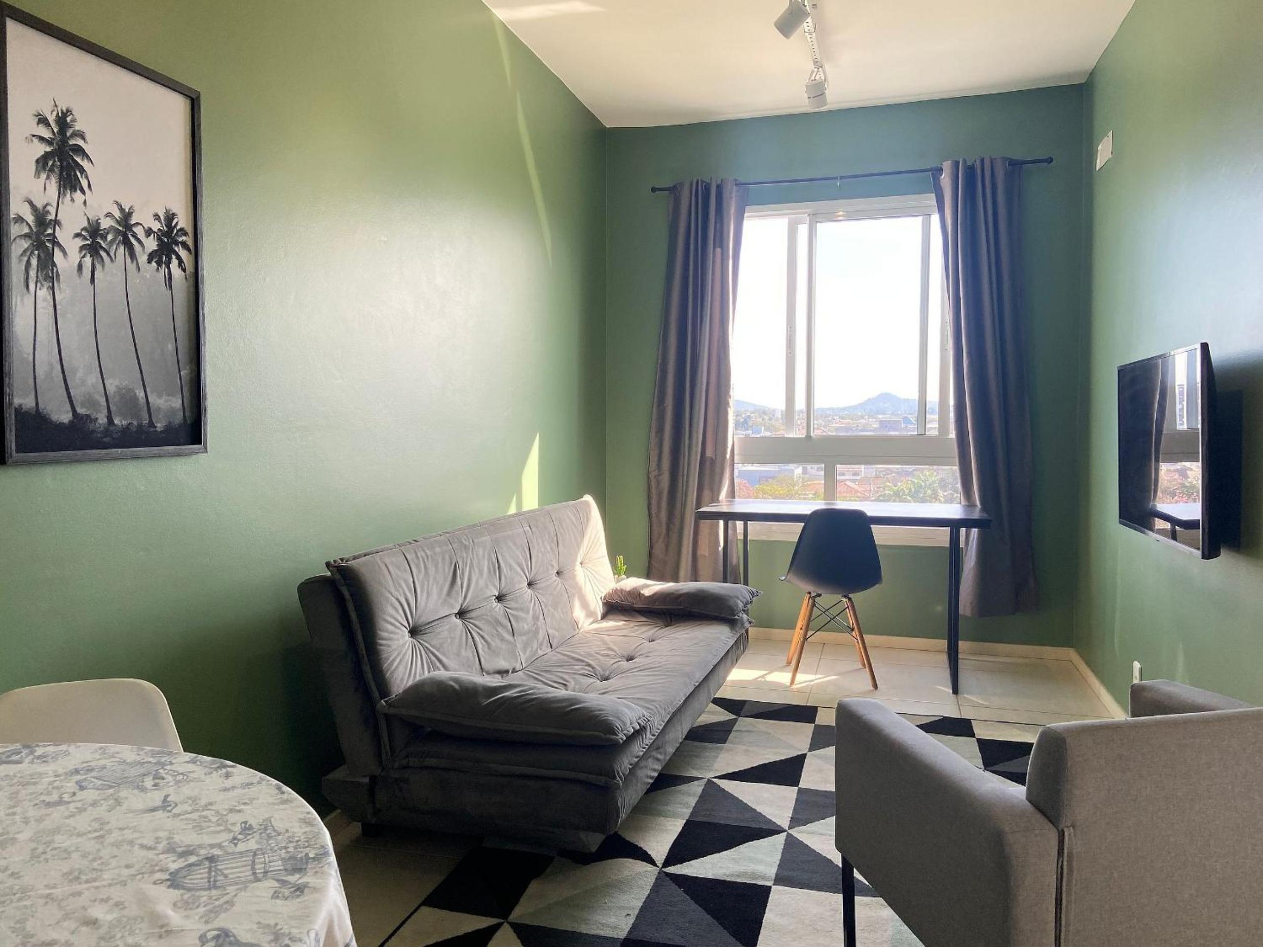 One-Bedroom Apartment photo 2