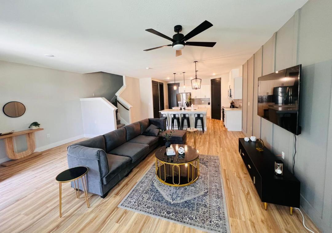 Three-Bedroom House - Photo 40