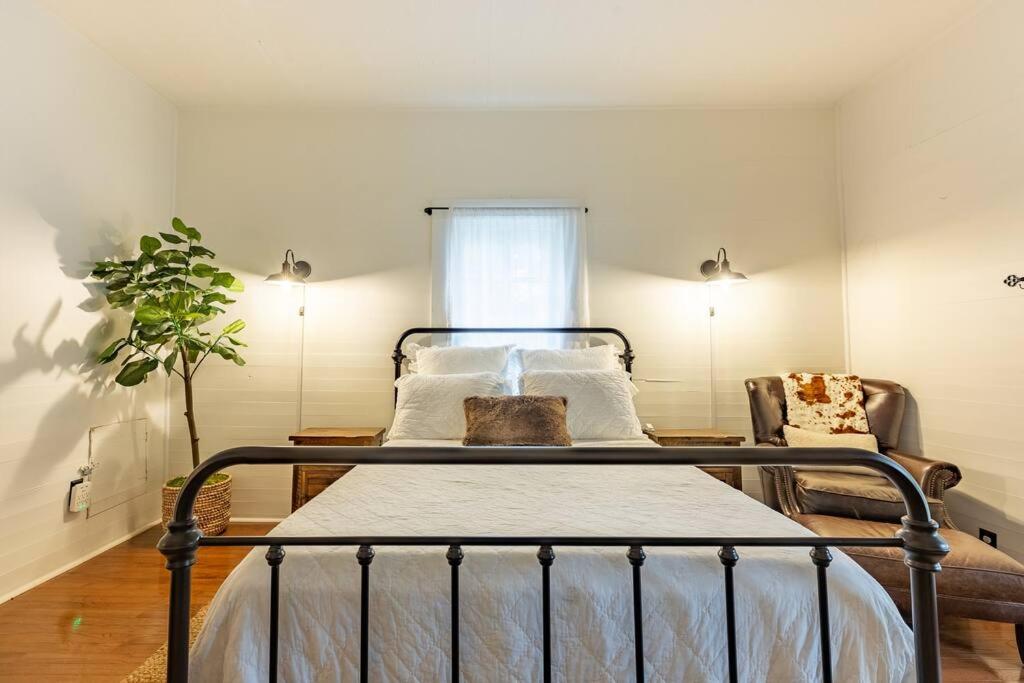 Two-Bedroom House photo 1