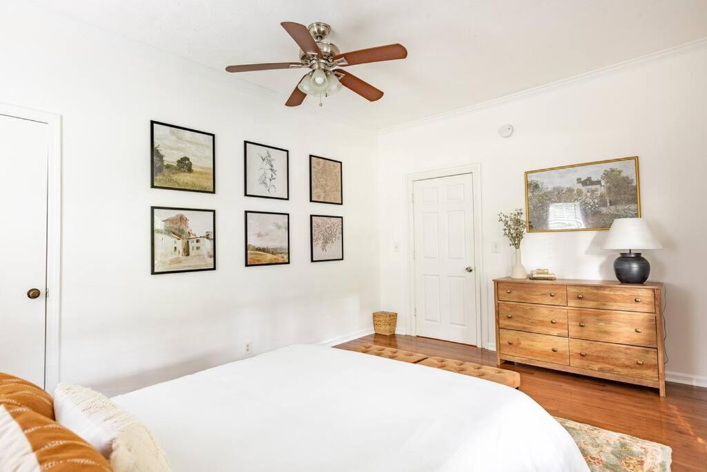Two-Bedroom House photo 2