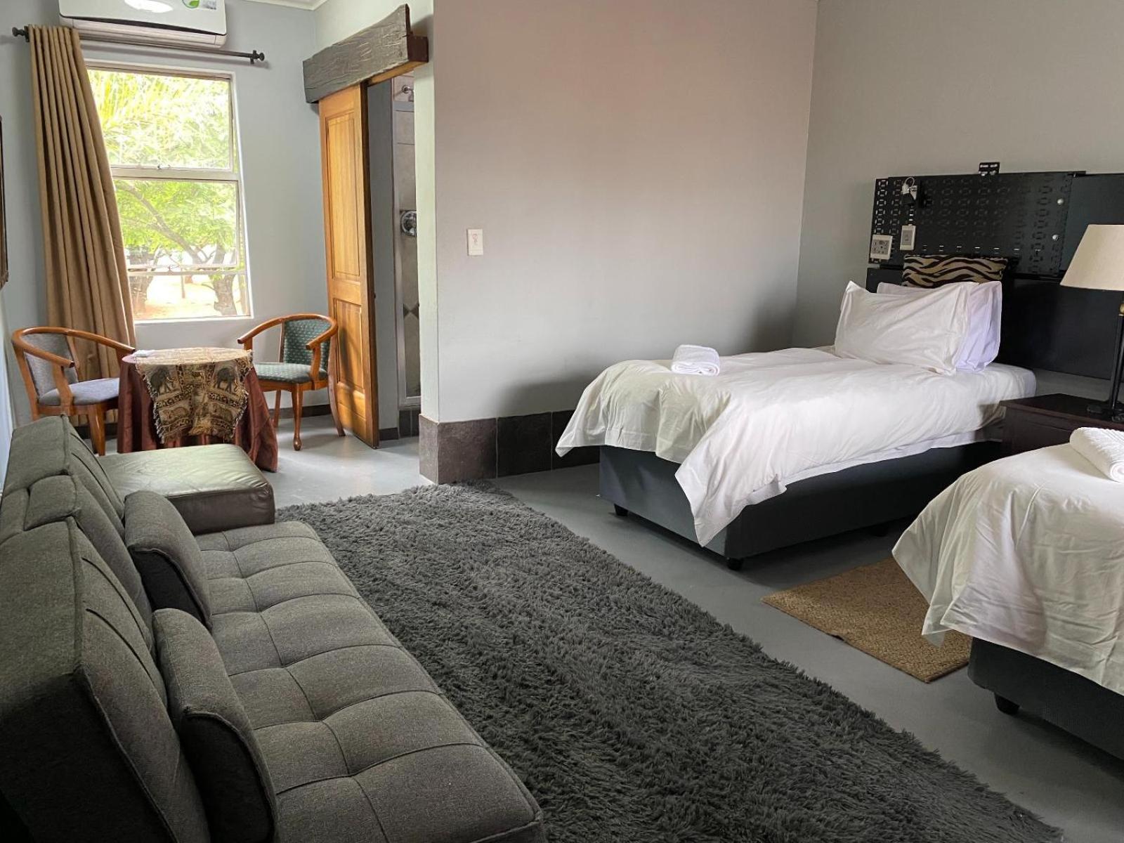 King or Twin Room - Photo 5