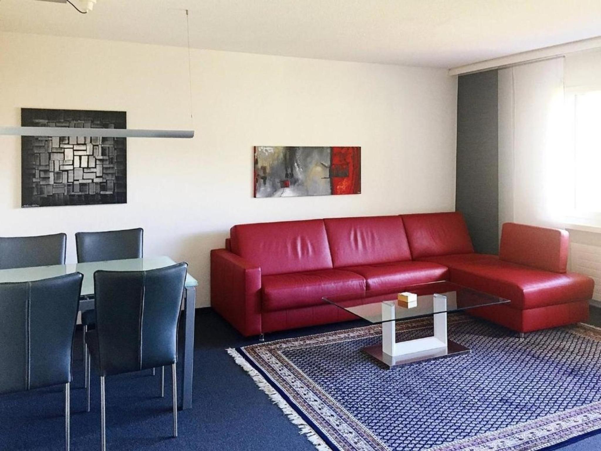One-Bedroom Apartment photo 1