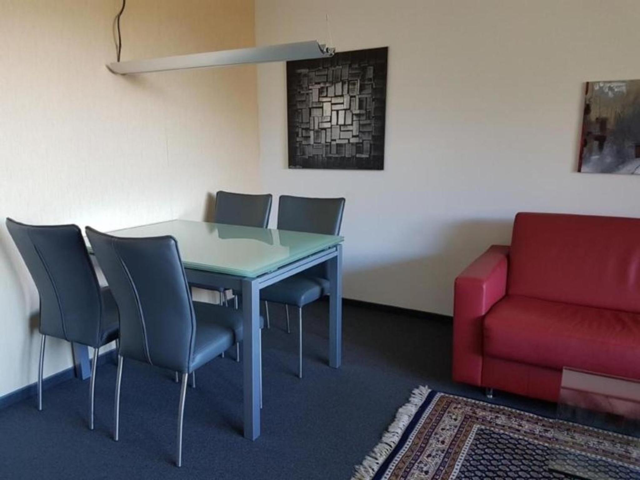 One-Bedroom Apartment photo 2