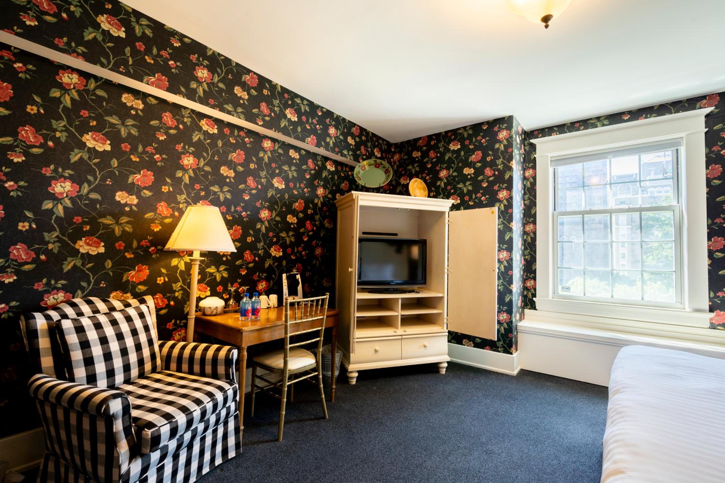 Standard  Room - Photo 9